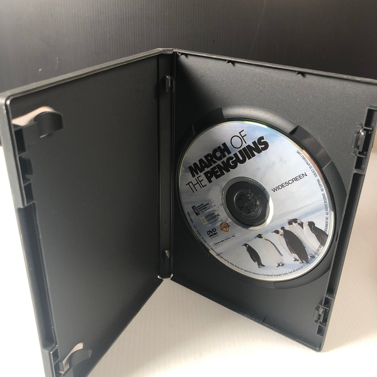March of the Penguins DVD 2005 Widescreen Edition Narrated by Morgan Freeman