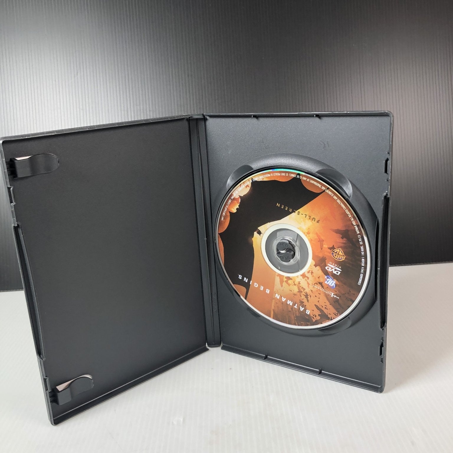 Batman Begins DVD 2005 Full-Screen Edition Christian Bale Nolan