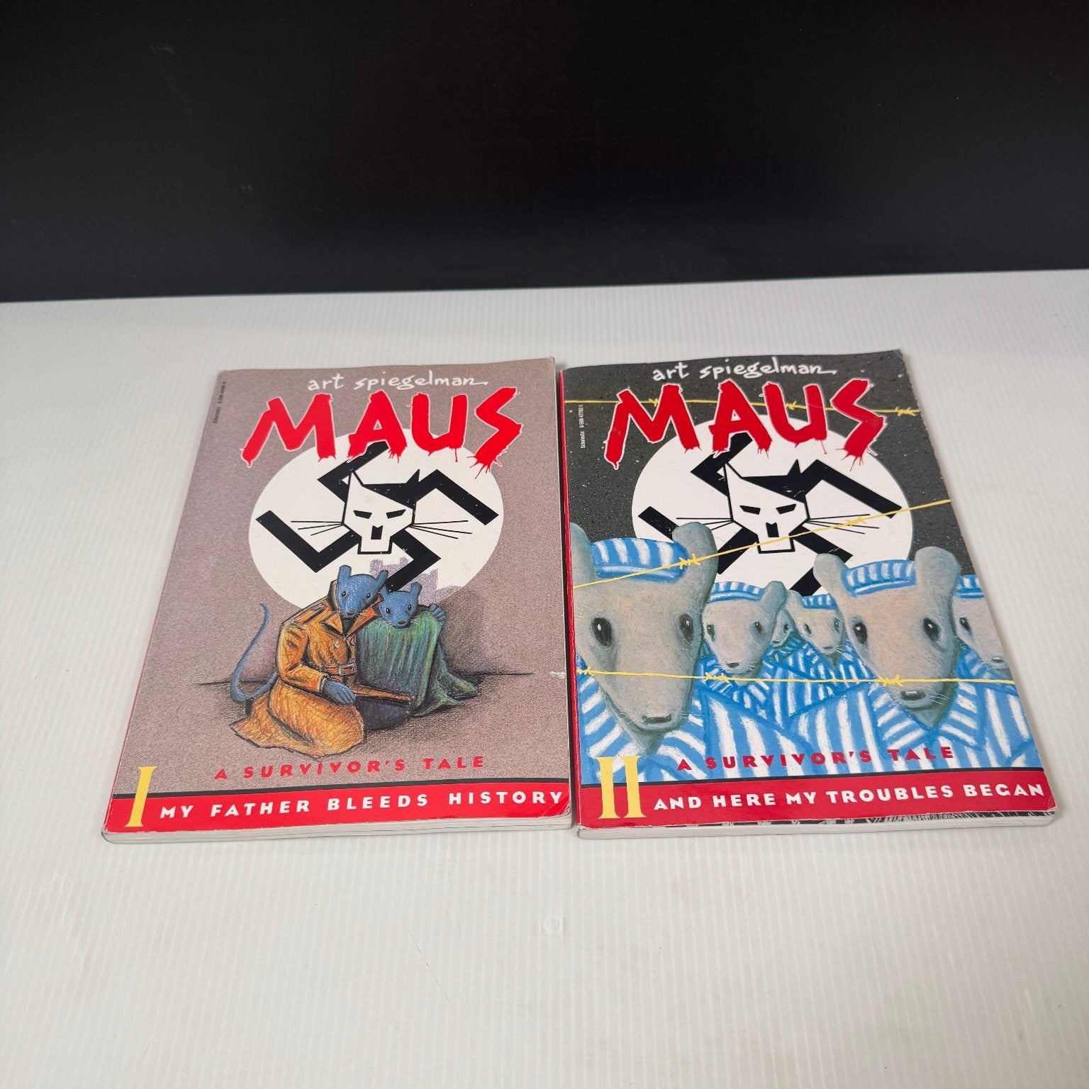 Maus I & II WWII Anthropomorphic Historical Fiction Graphic Novel Art Spiegelman