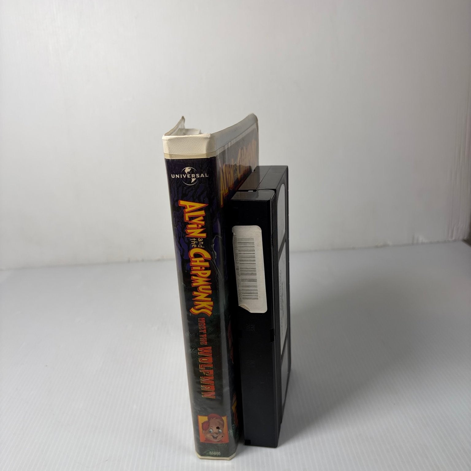 Alvin and the Chipmunks Meet the Wolfman VHS 2000 Animated Comedy Clamshell