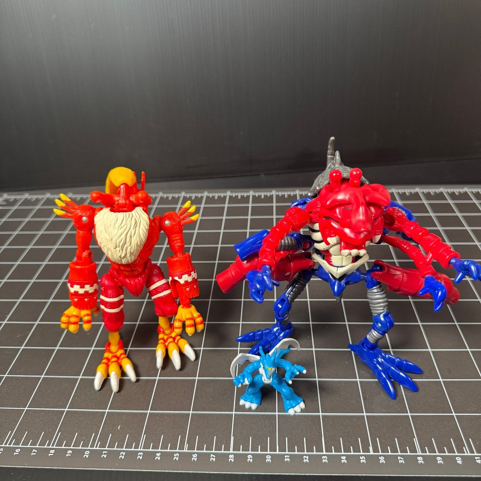 Digimon Digivolving Figures Lot (Incomplete) with Kabuterimon, Gardamon & Veemon