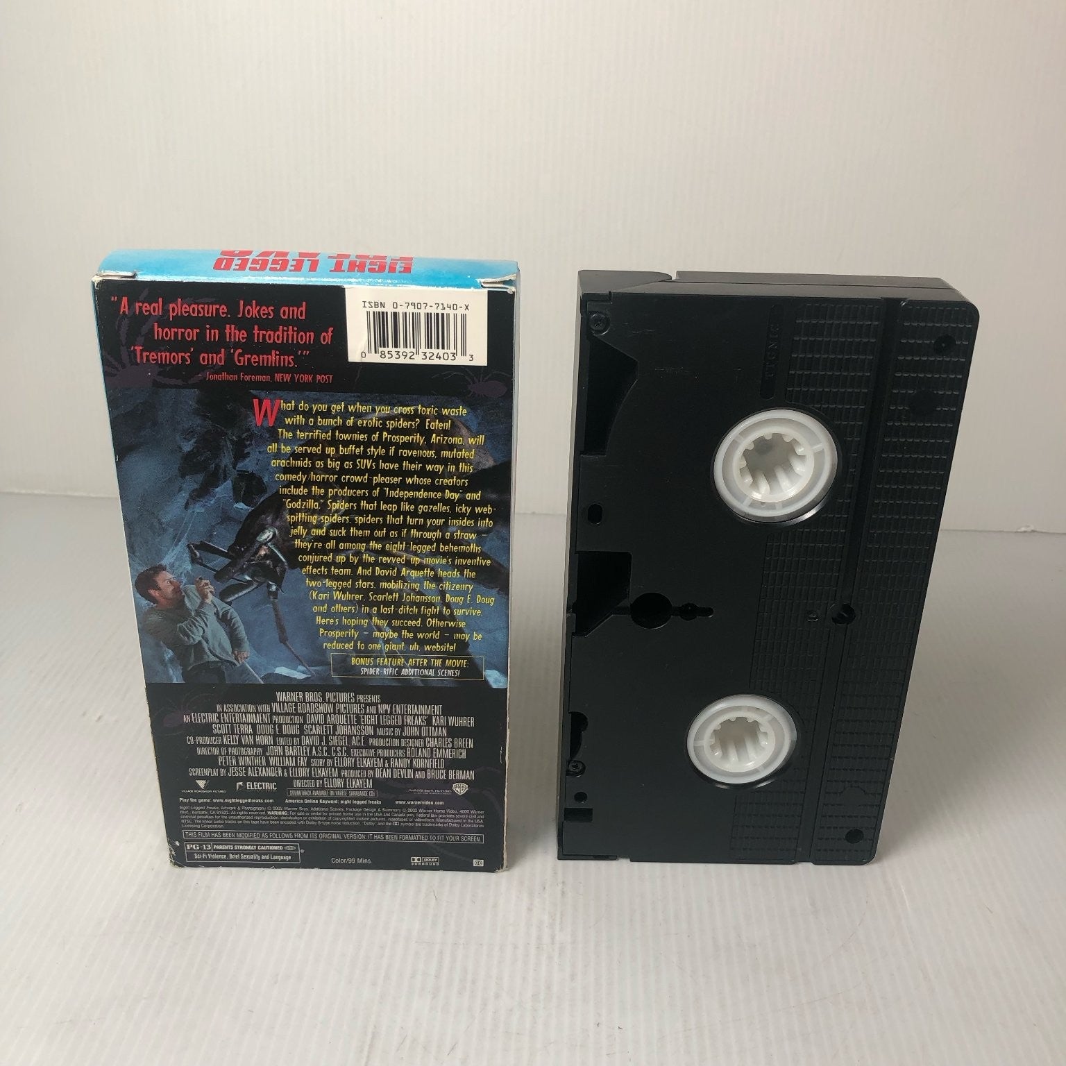Eight Legged Freaks VHS 2002 Horror Comedy Sci-Fi Monster Warner Bros.