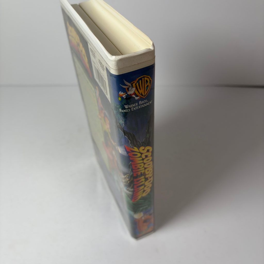 Scooby-Doo on Zombie Island VHS Warner Bros Family Entertainment Clamshell
