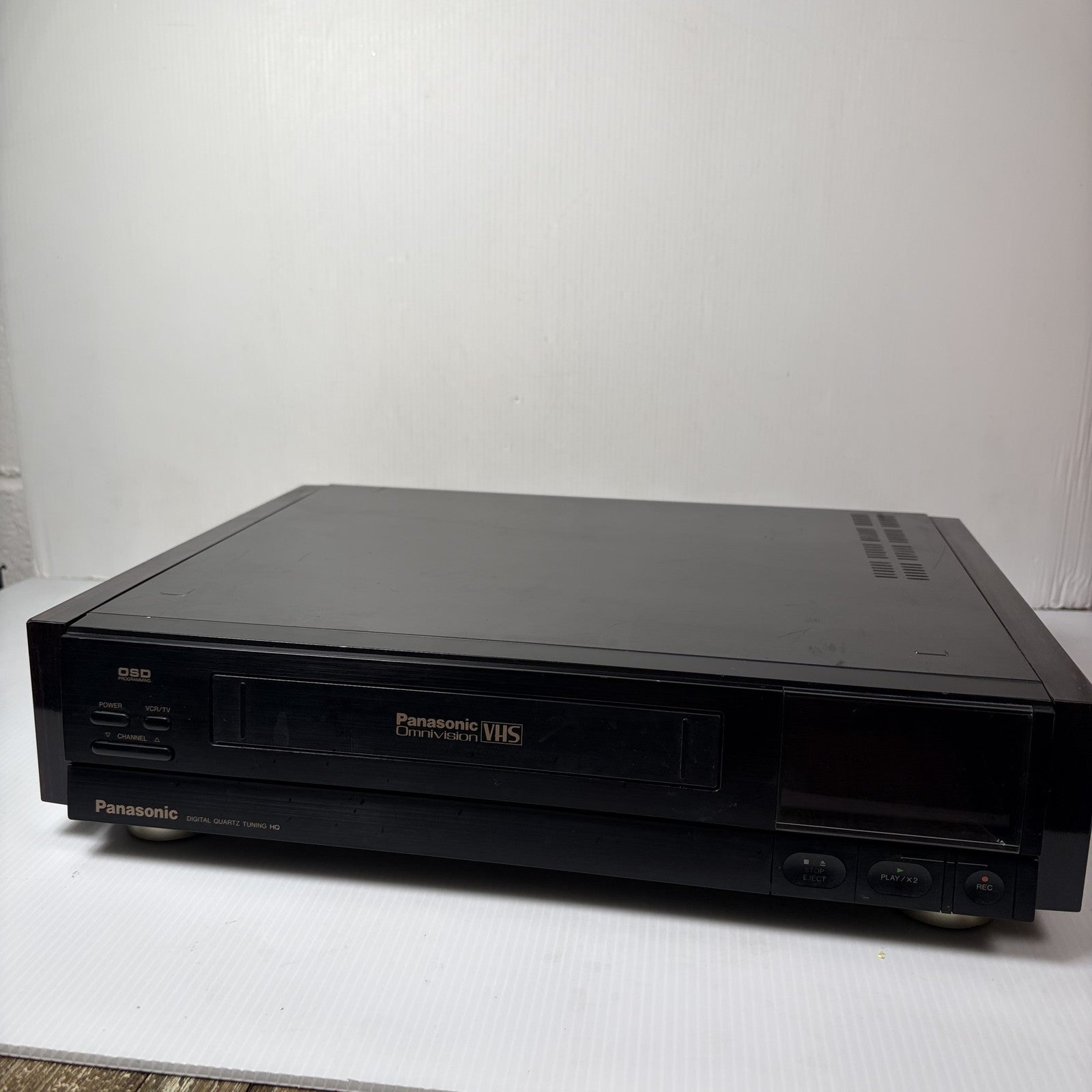 Panasonic PV-2900 Omnivision VHS VCR Player Wood Panel (Tracking Issues As Is)