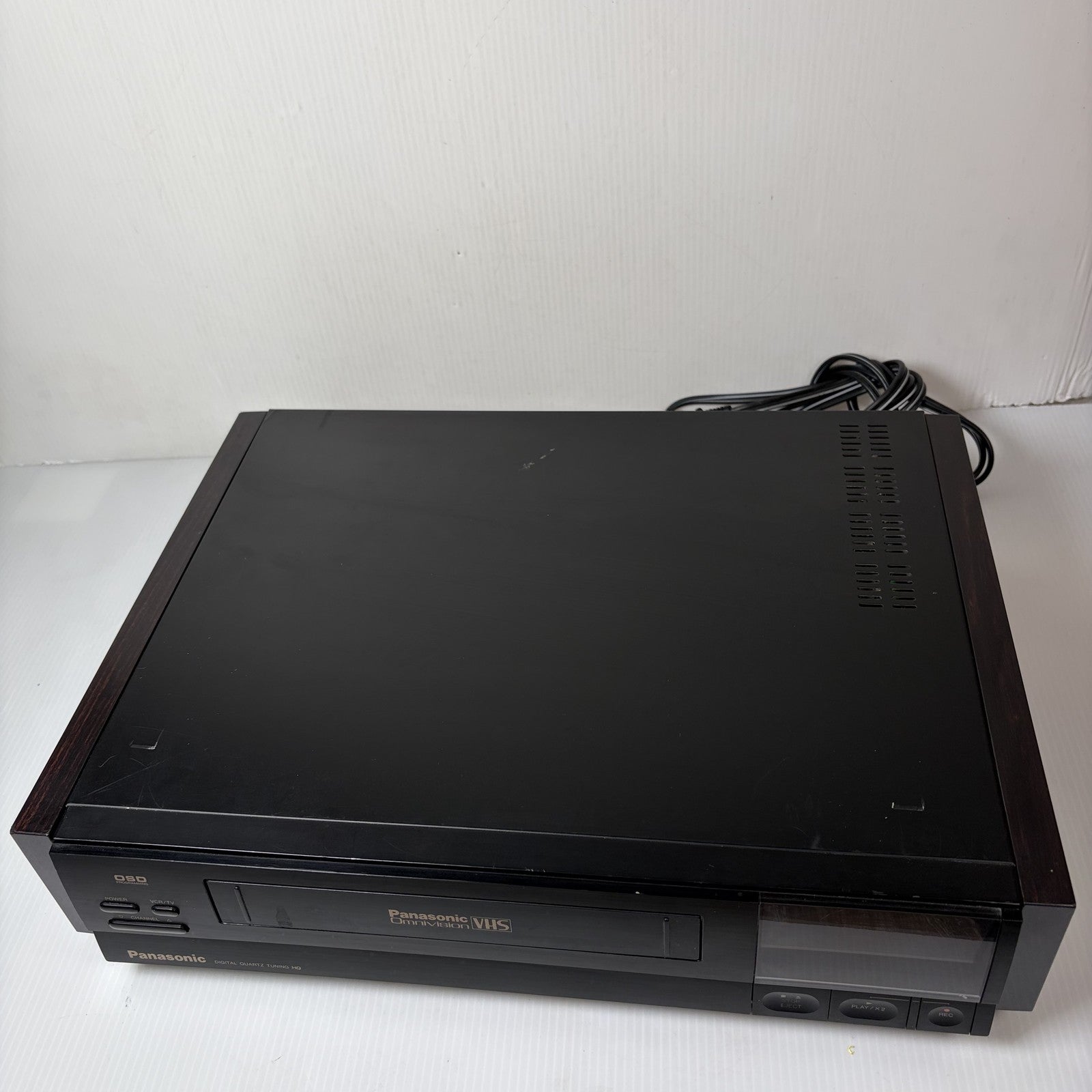 Panasonic PV-2900 Omnivision VHS VCR Player Wood Panel (Tracking Issues As Is)