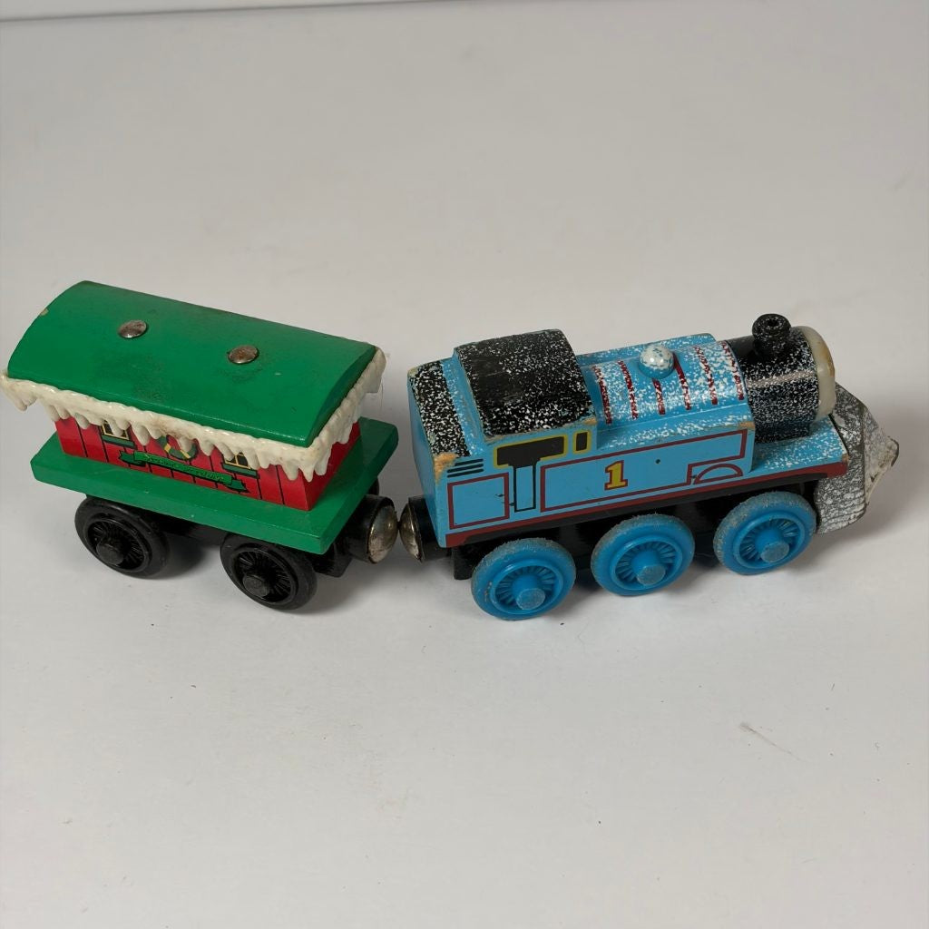 Thomas Wooden Railway Winter Wonderland Thomas & Winter Caboose Learning Curve