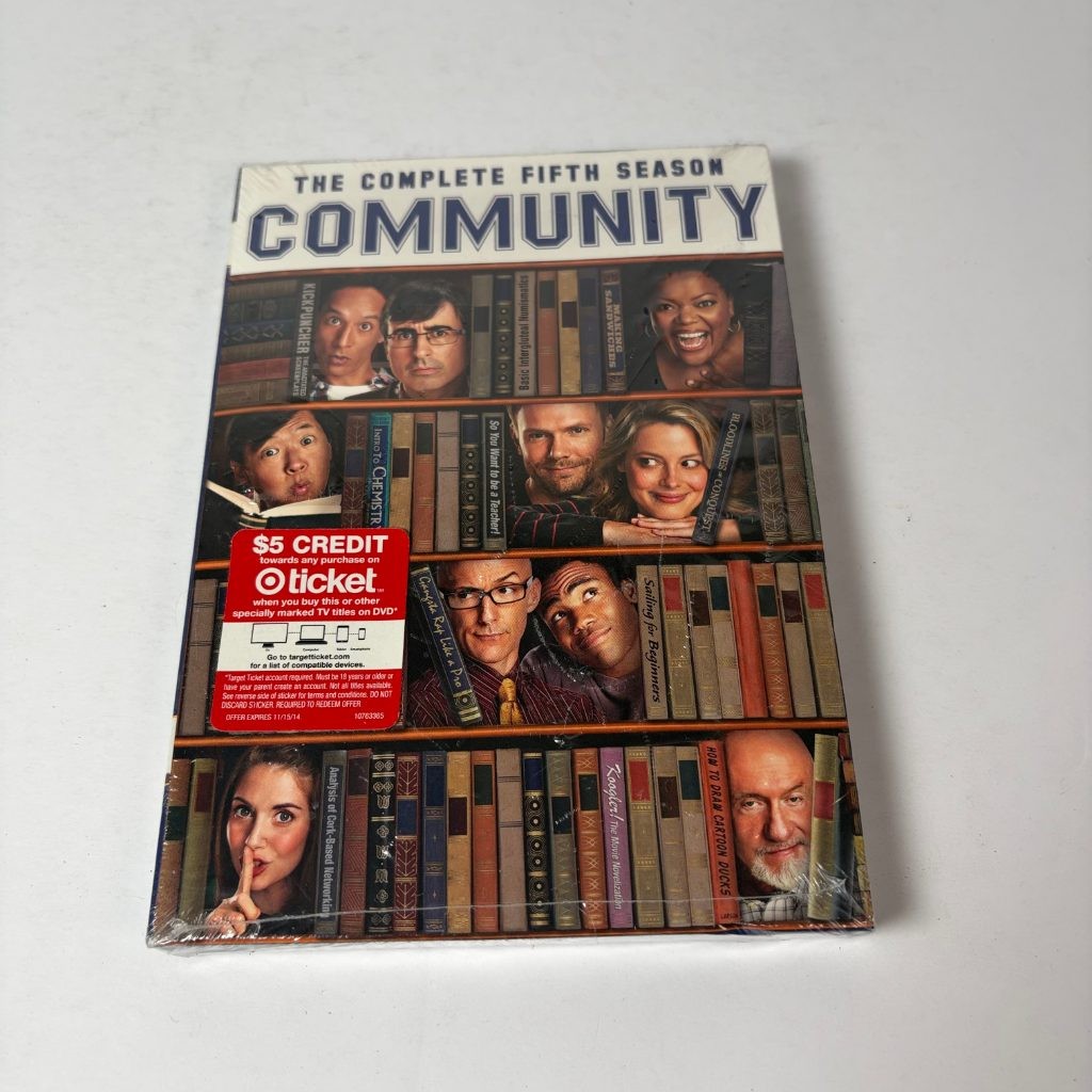 Community The Complete Fifth Season DVD 5 Sony 2 Disc Set All 13 Episodes