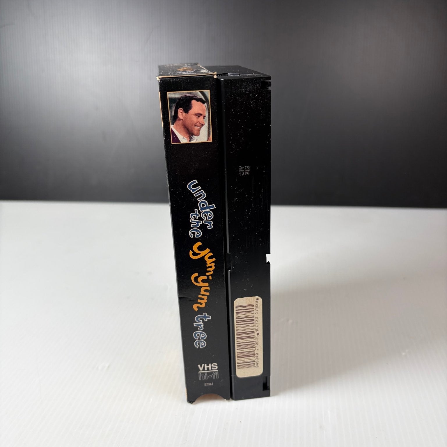 Under the Yum Yum Tree VHS 1963 Comedy Jack Lemmon Columbia Classics