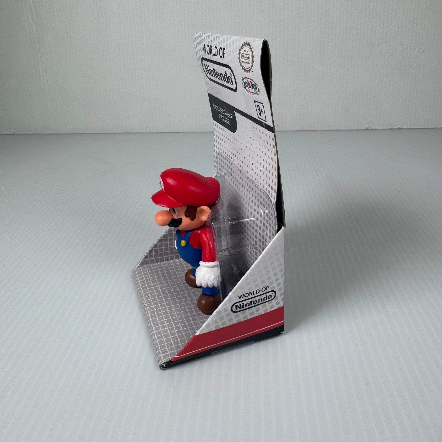 World of Nintendo Super Mario Action Figure 2.5" Collectible Toy