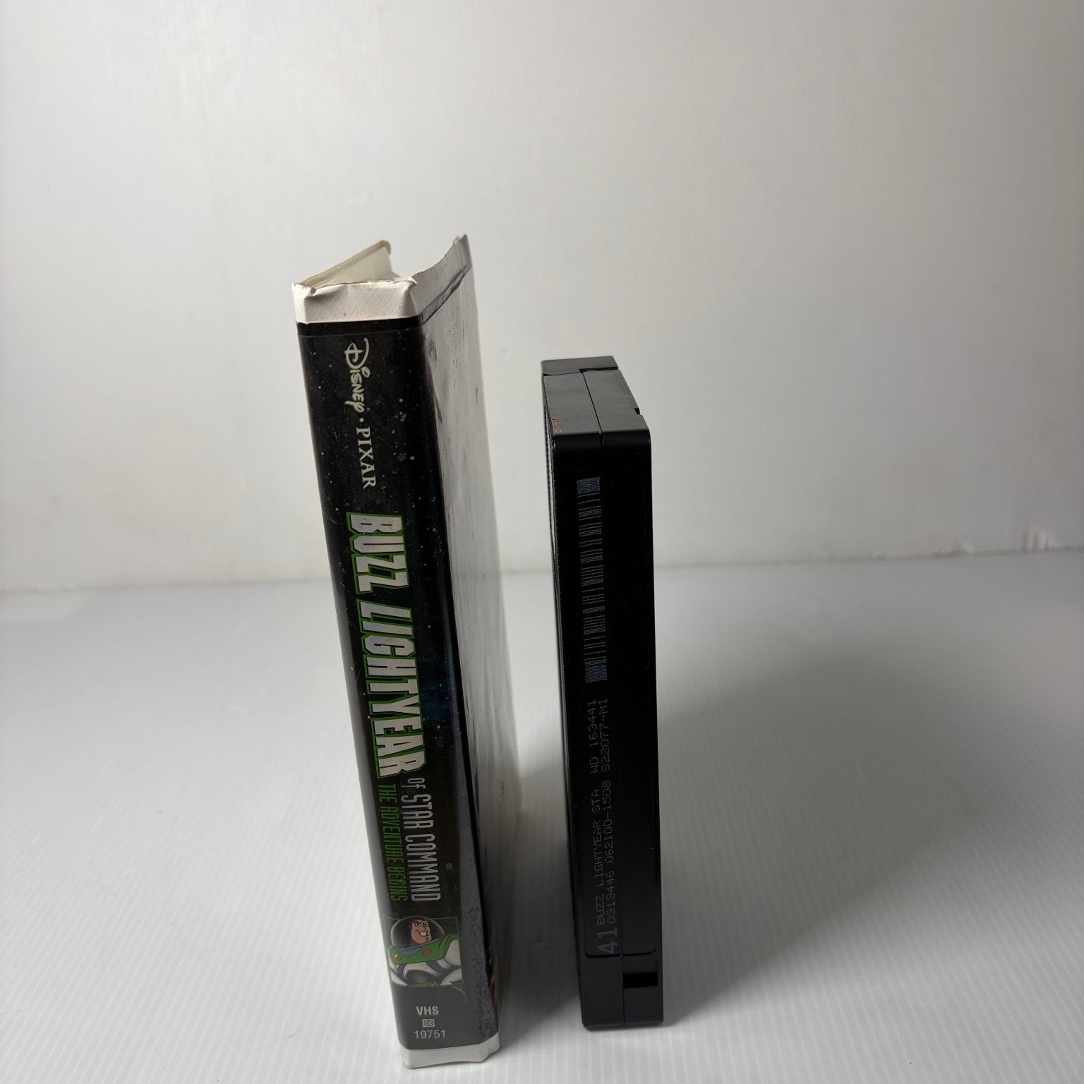 Buzz Lightyear of Star Command VHS 2000 Animation Sci-Fi Disney Pixar Clamshell