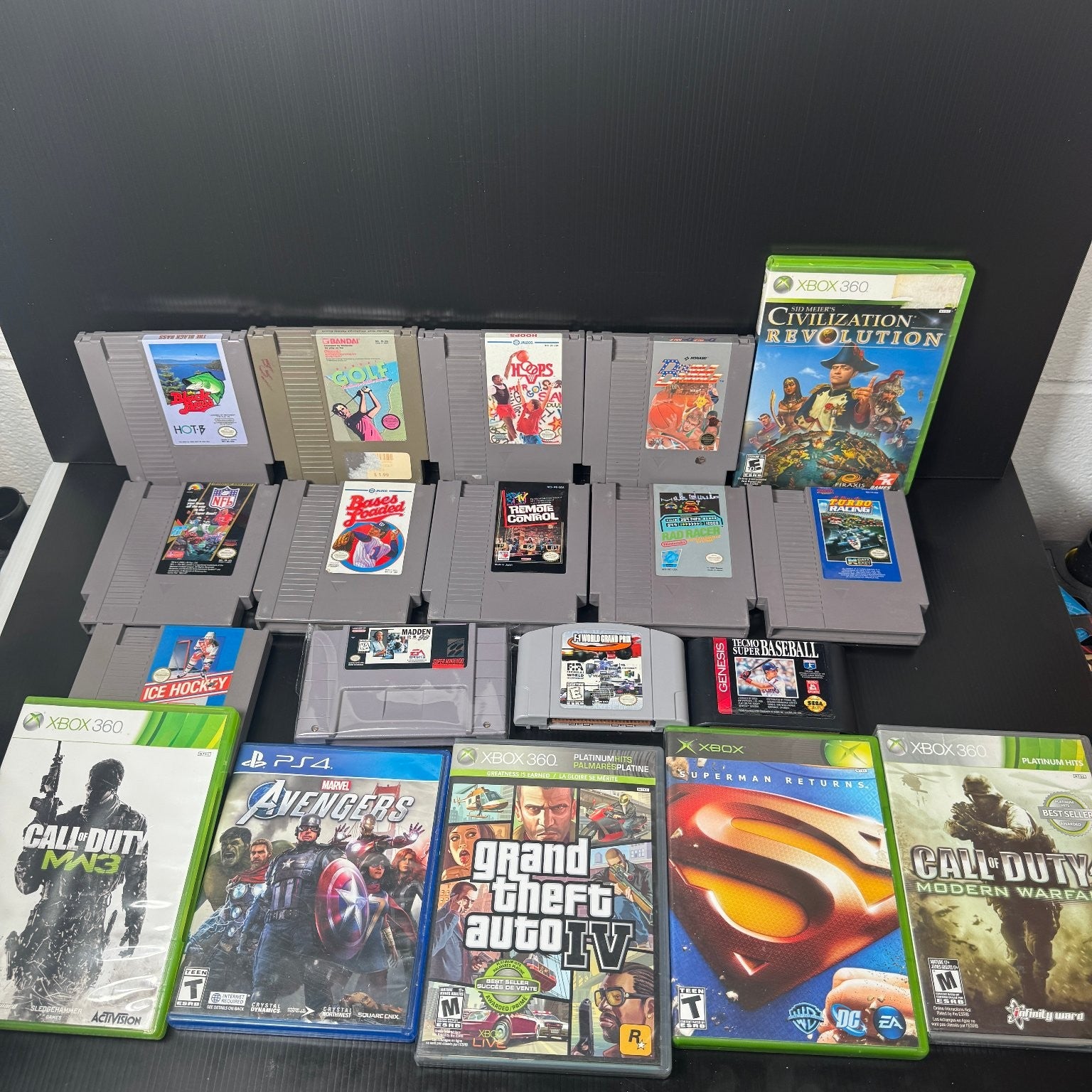 Mixed Lot of 19 Retro Games NES, PS4 & N64 GTA IV, Ice Hockey, Avengers & More