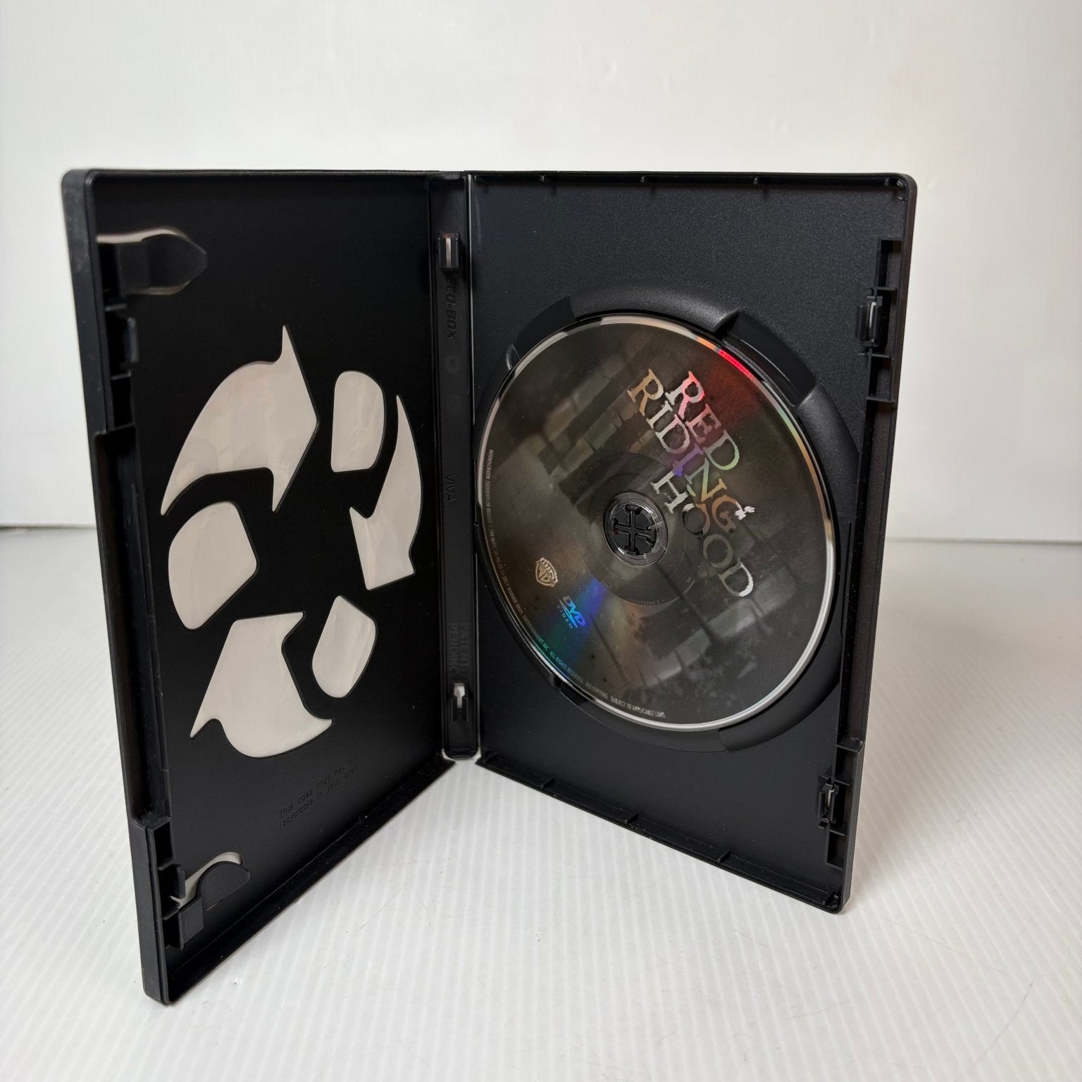 Red Riding Hood DVD 2011 Amanda Seyfried Gary Oldman Catherine Hardwicke