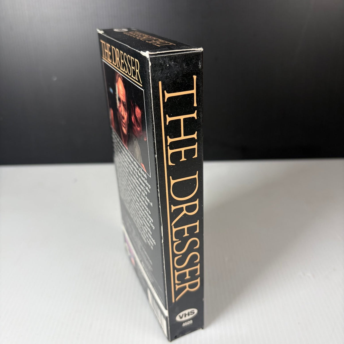 The Dresser VHS 1983 Drama Backstage Suspense GoodTimes Home Video