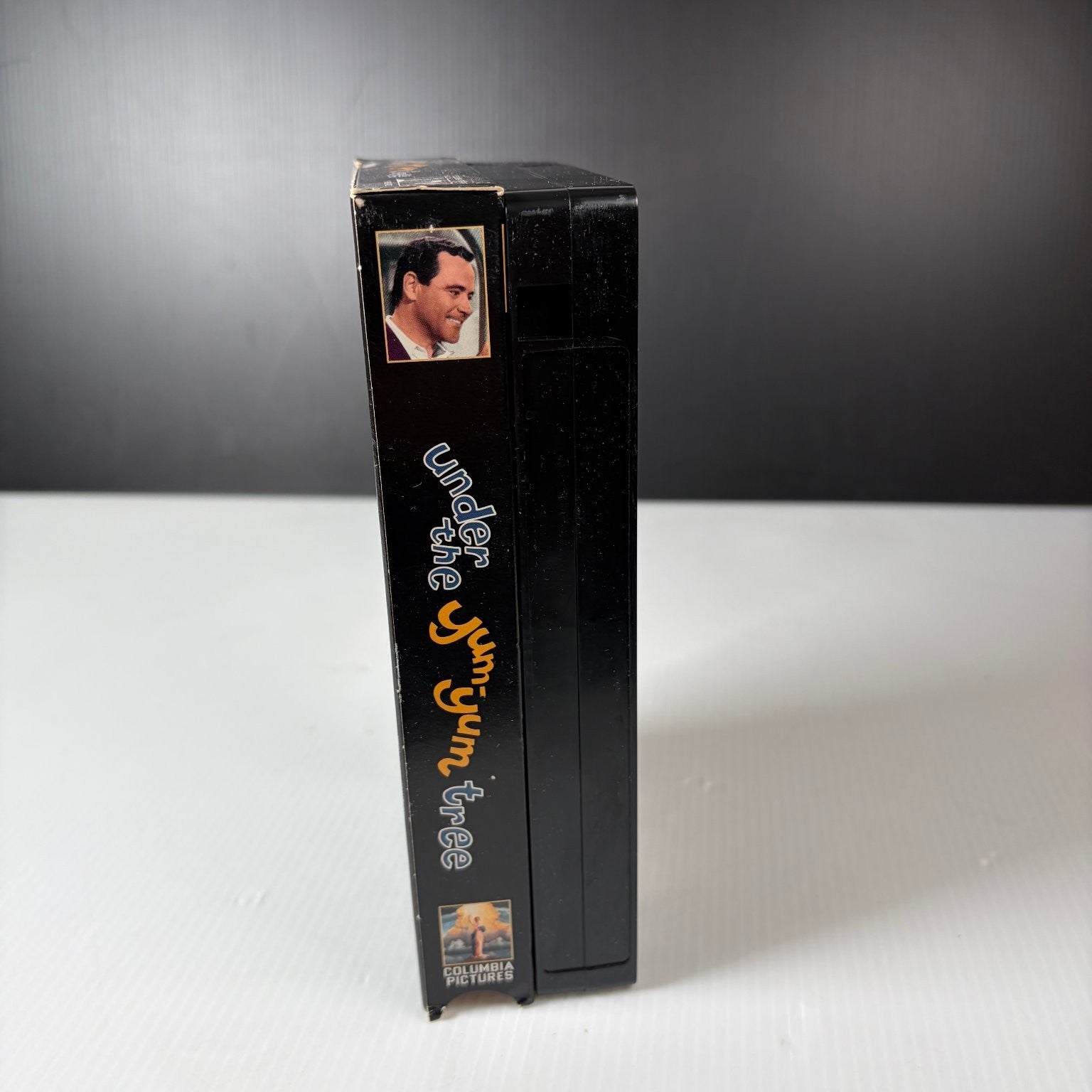 Under the Yum Yum Tree VHS 1963 Comedy Jack Lemmon Columbia Classics