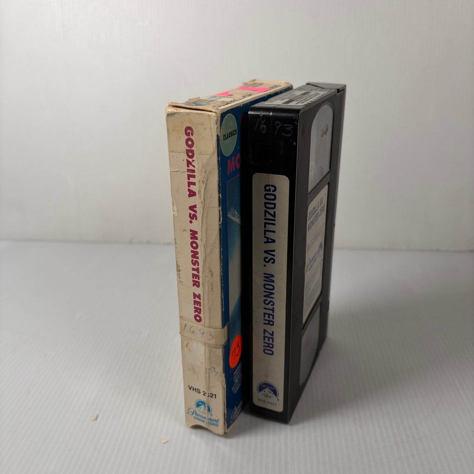 Godzilla vs. Monster Zero VHS 1970 Sci-Fi Horror Classics Paramount