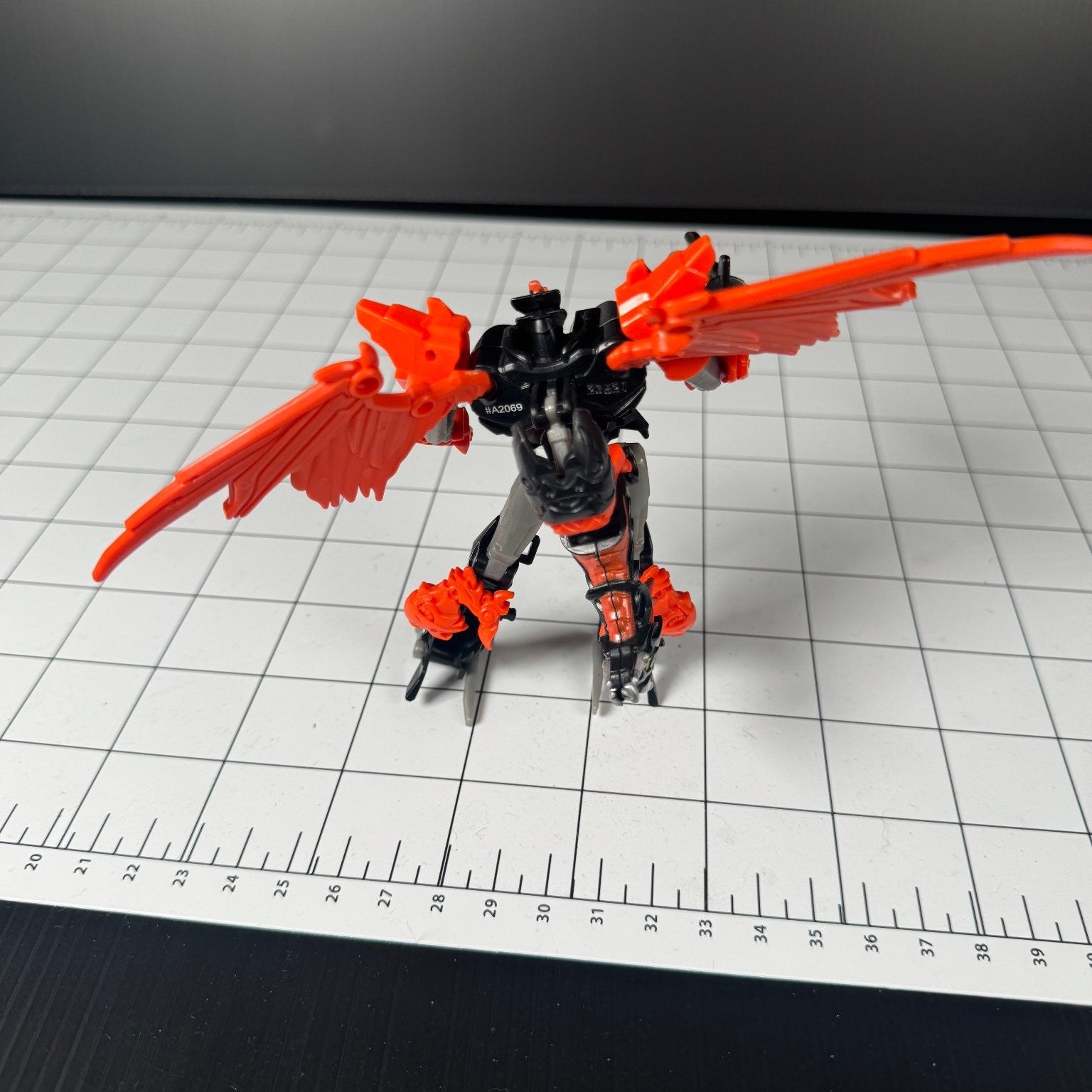 Transformers Predaking Complete Prime Beast Hunters Cyberverse Commander Class