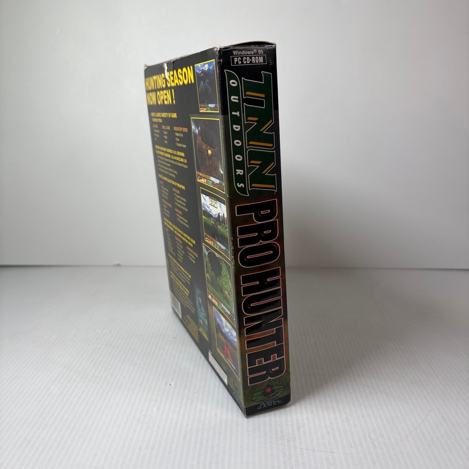 TNN Outdoors Pro Hunter Big Box PC CD-ROM 3D Hunting Simulation Video Game