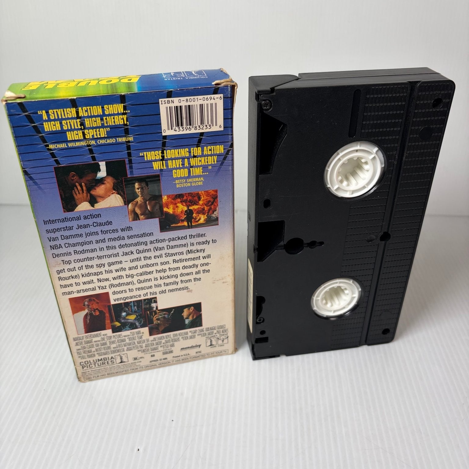 Double Team VHS 1997 Action Thriller Jean-Claude Van Damme Columbia Tristar