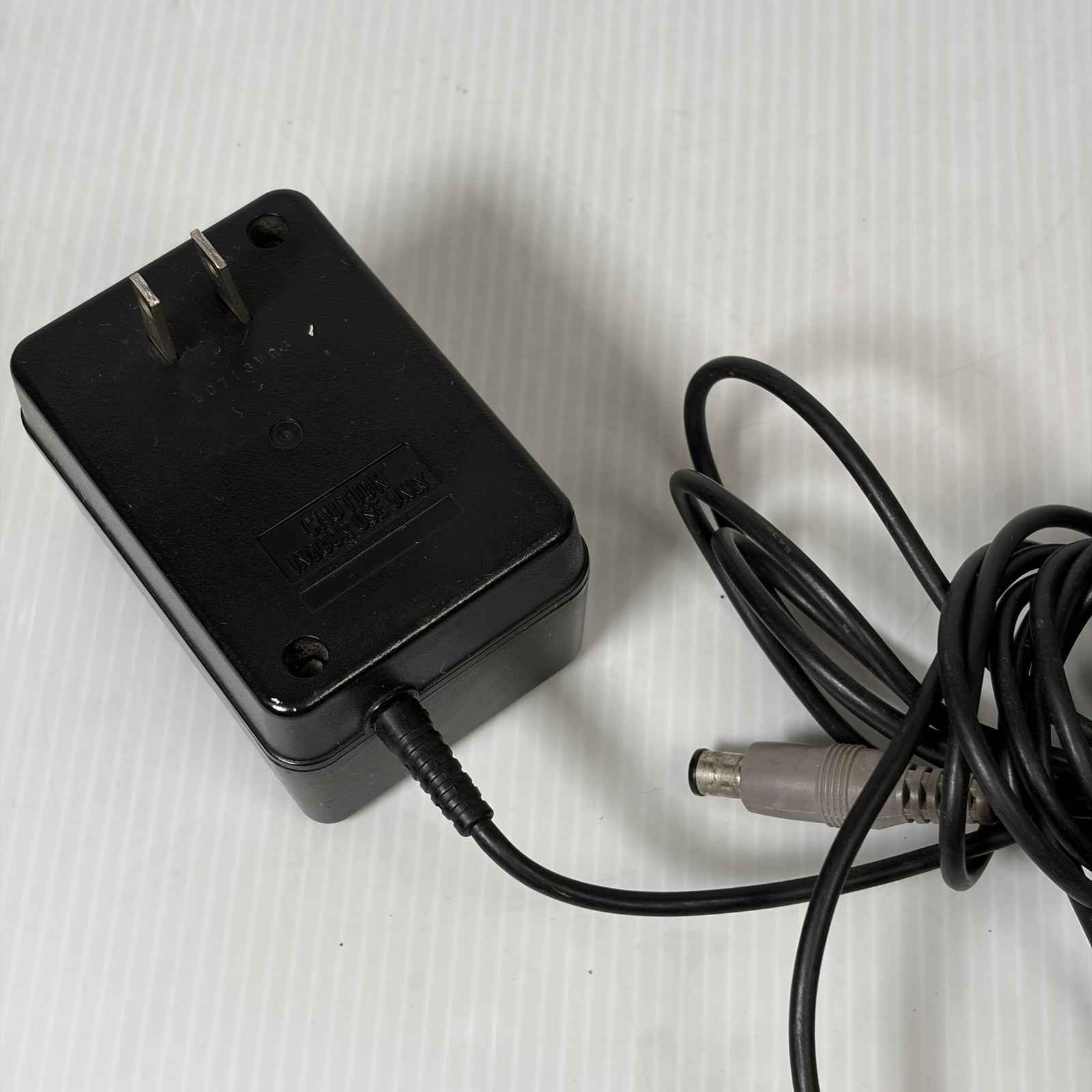 Nintendo Official SNES AC Adapter Power Supply Model SNS-002 Super Nintendo OEM