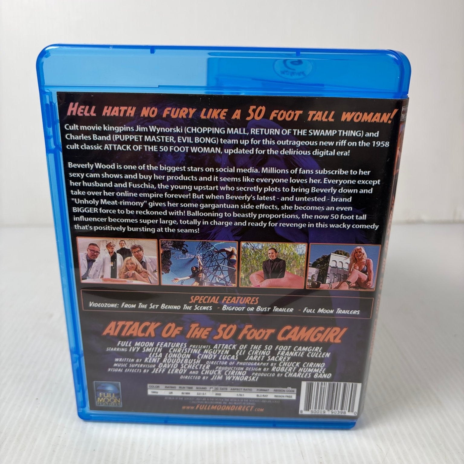 Attack of the 50 Foot Camgirl Blu-ray 2022 Wynorski Ivy Smith Full Moon