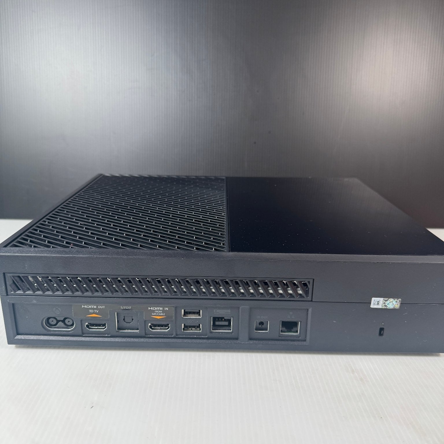 Microsoft Xbox One Original Console Bundle With GTA 5 & Assasin's Creed Unity