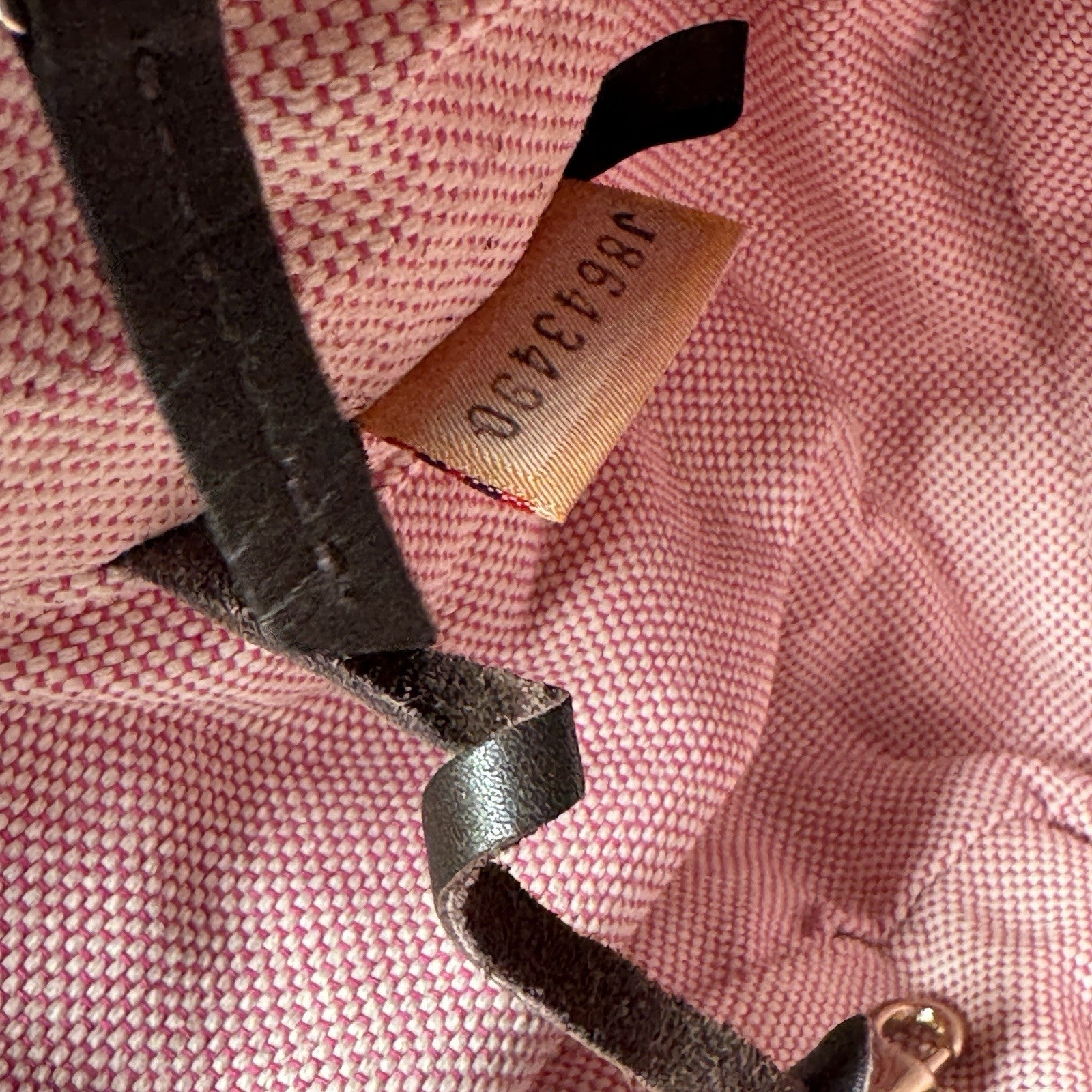 Dooney & Bourke Giraffe Print Leather Satchel Handbag Purse W/ Duck Hook & Loop