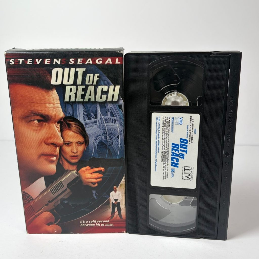 Out of Reach VHS Steven Seagal 2004 Columbia TriStar Action Thriller