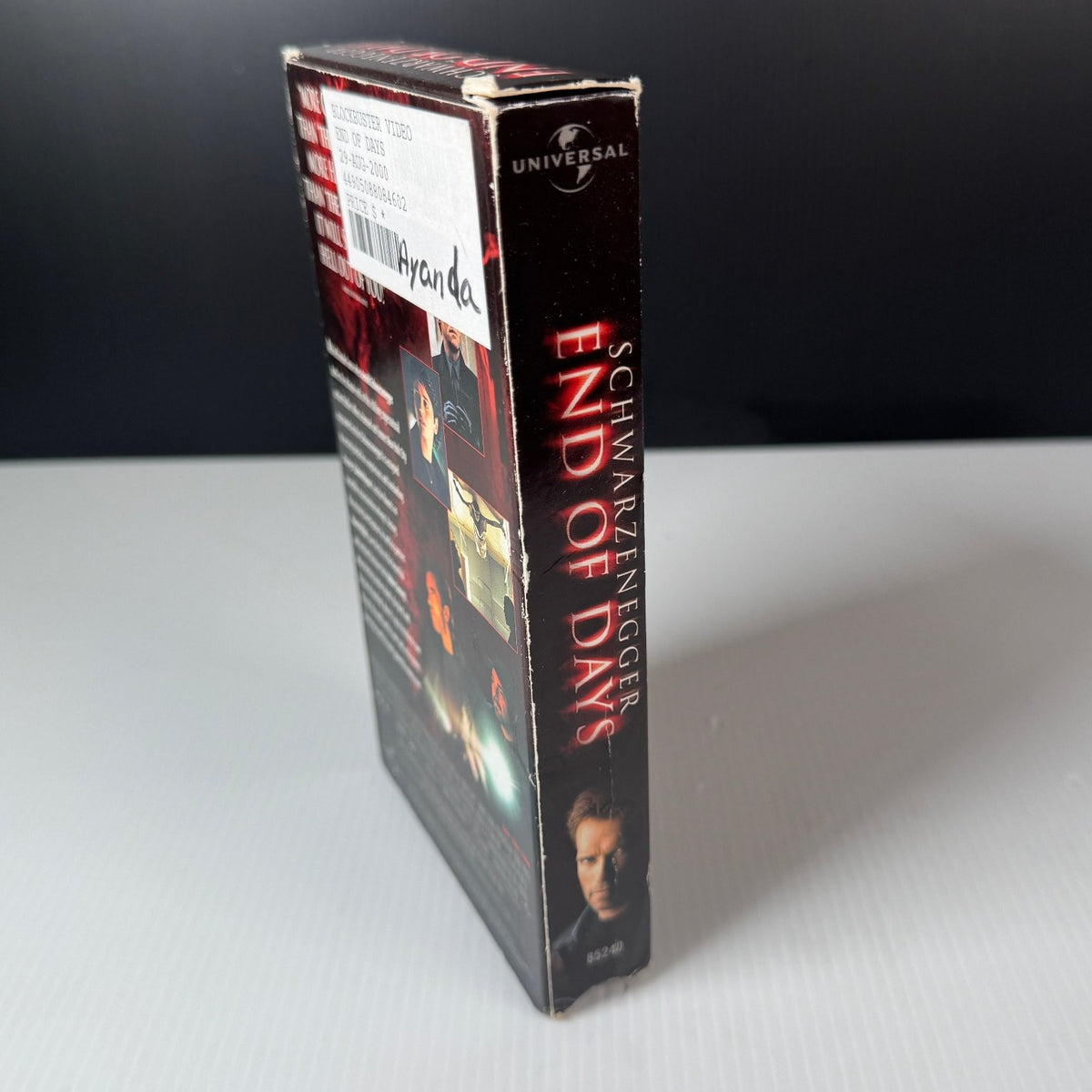 End of Days VHS 1999 Action Thriller Original Release Universal