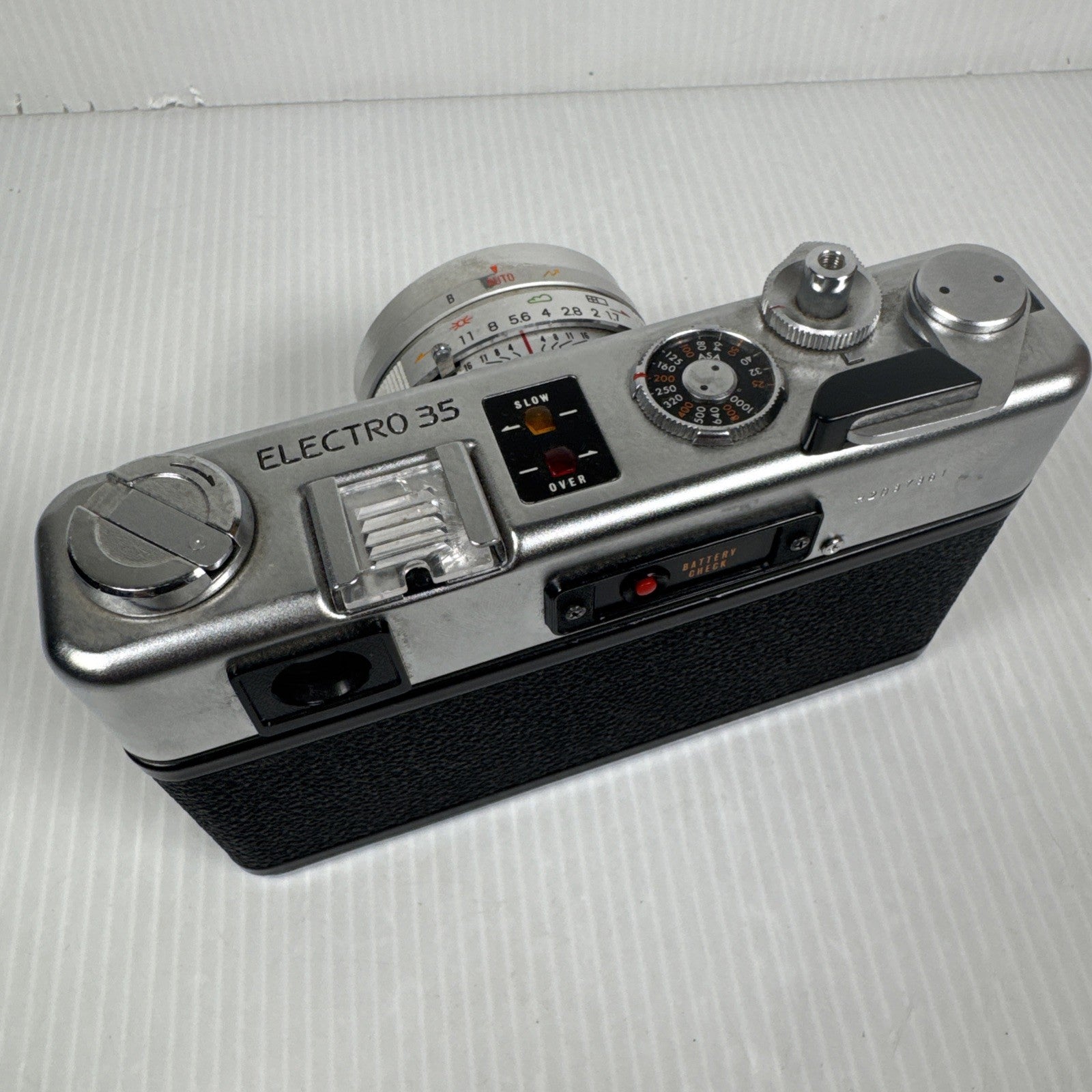 Yashica Electro 35 GSN 35mm Film Camera Yashinon 45mm f1.7 Lens As Is Untested