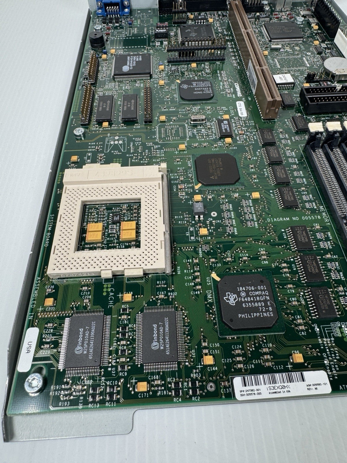 Vintage Compaq ProLiant 247382-001 Antares Socket 7 System Board NOS in Box