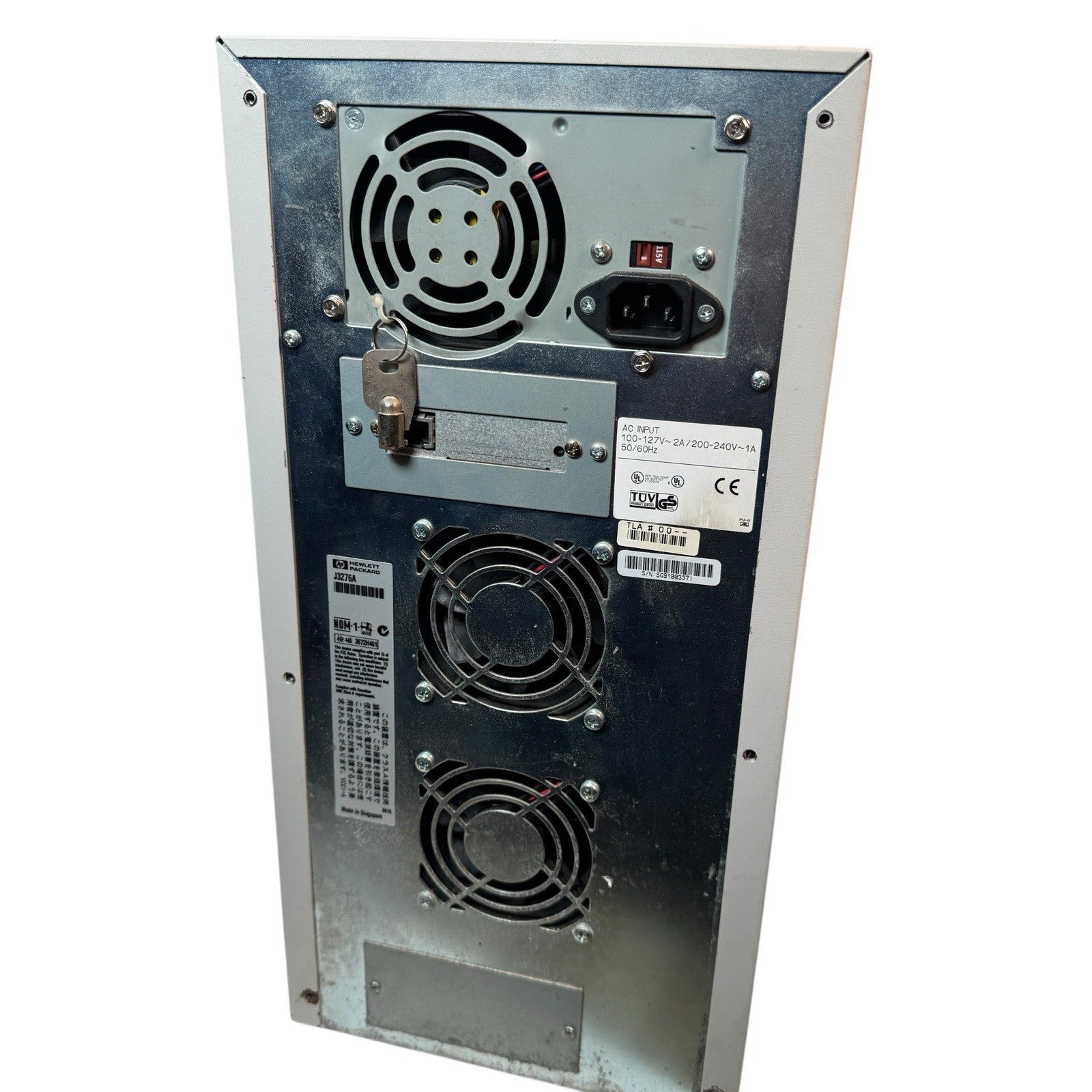 HP SureStore J3276A CD-ROM Tower Server with 6 HP CD-32X Drives & Key AS IS