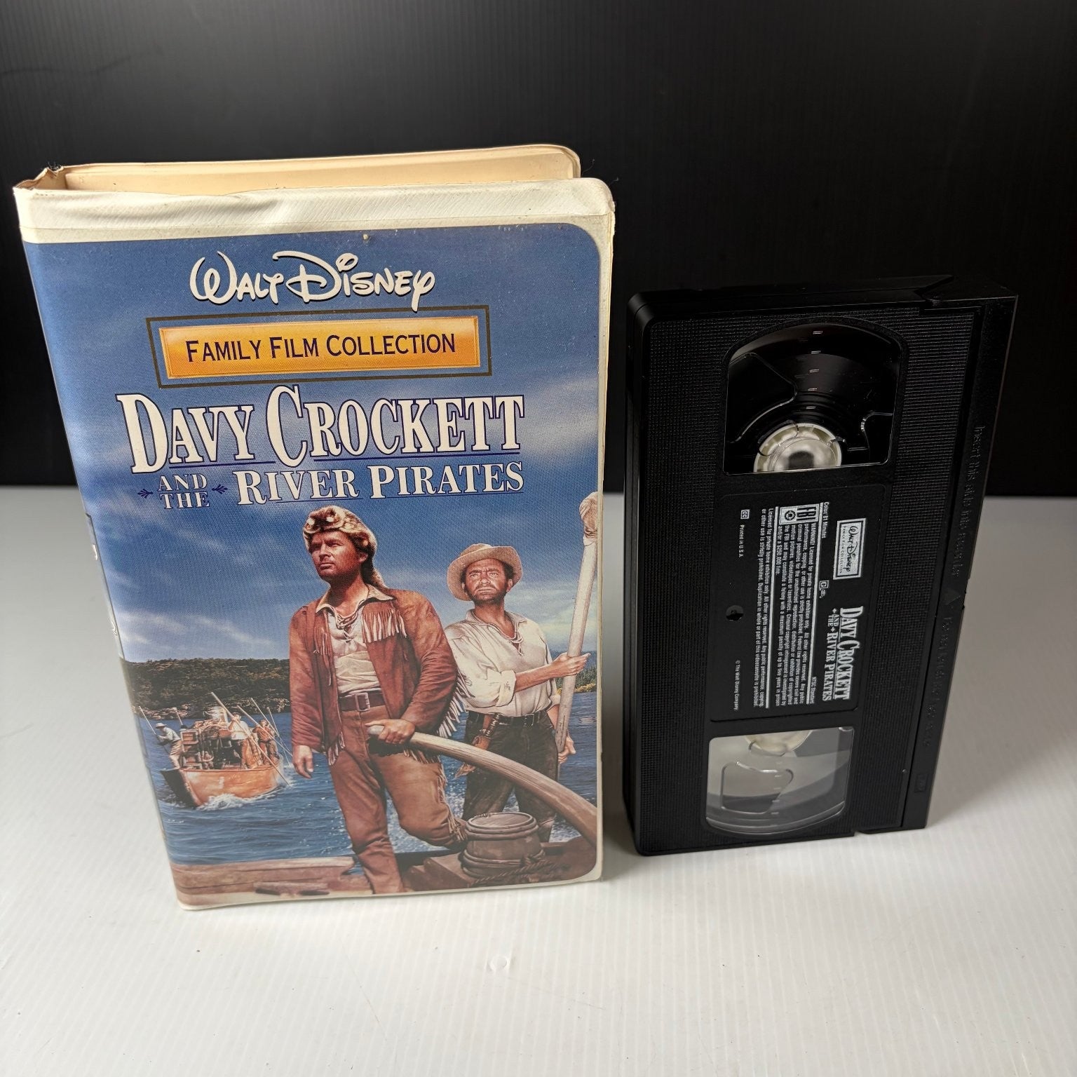 Davy Crockett and the River Pirates VHS 1956 Adventure Walt Disney