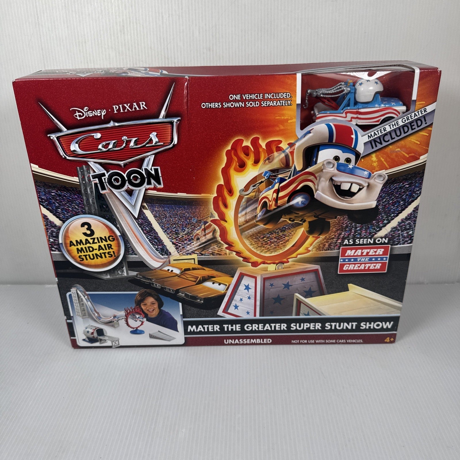 Disney Pixar Cars Toon Mater The Greater Super Stunt Show Playset Rare Sealed