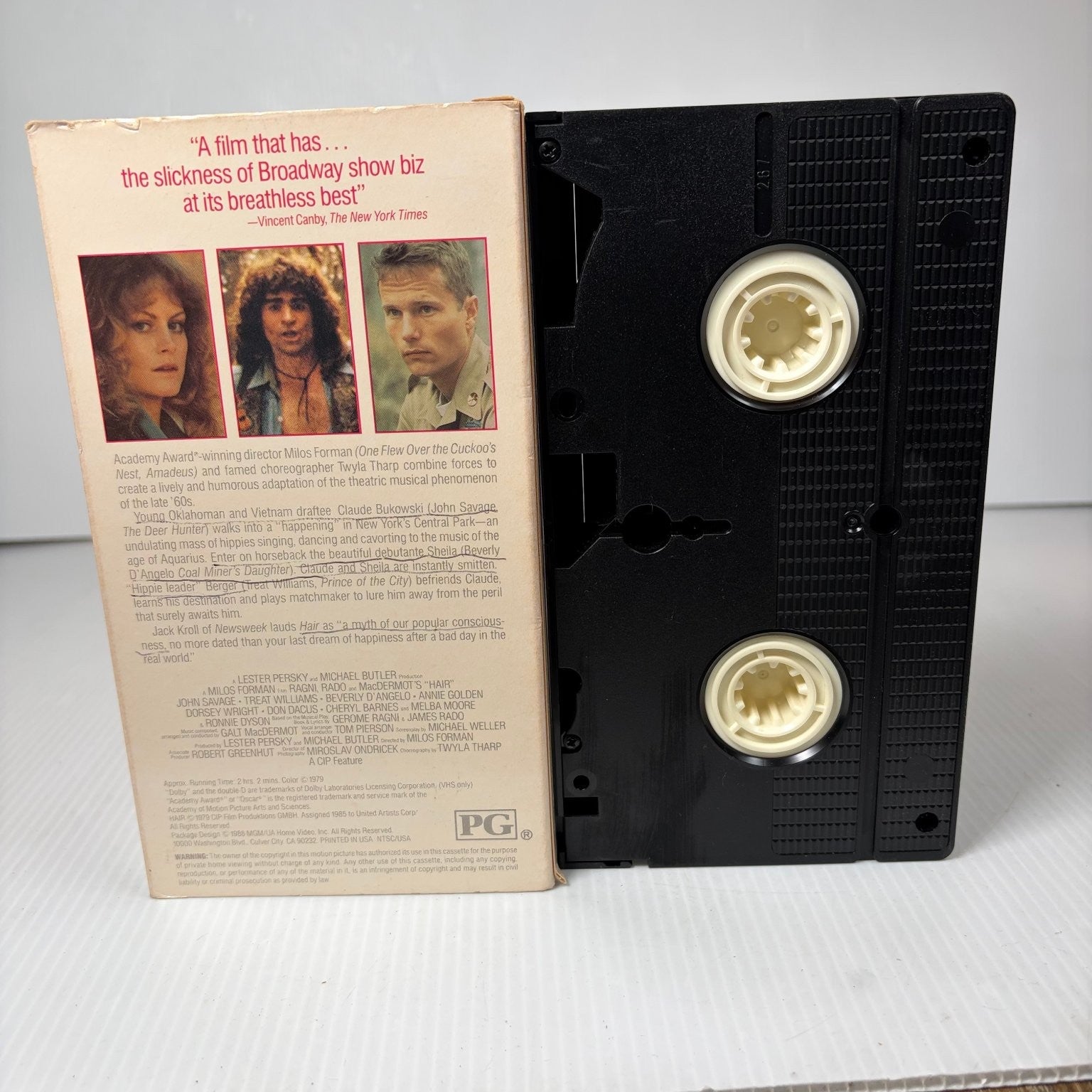 HAIR VHS 1988 Musical Drama Milos Forman MGM/UA Home Video Original Release