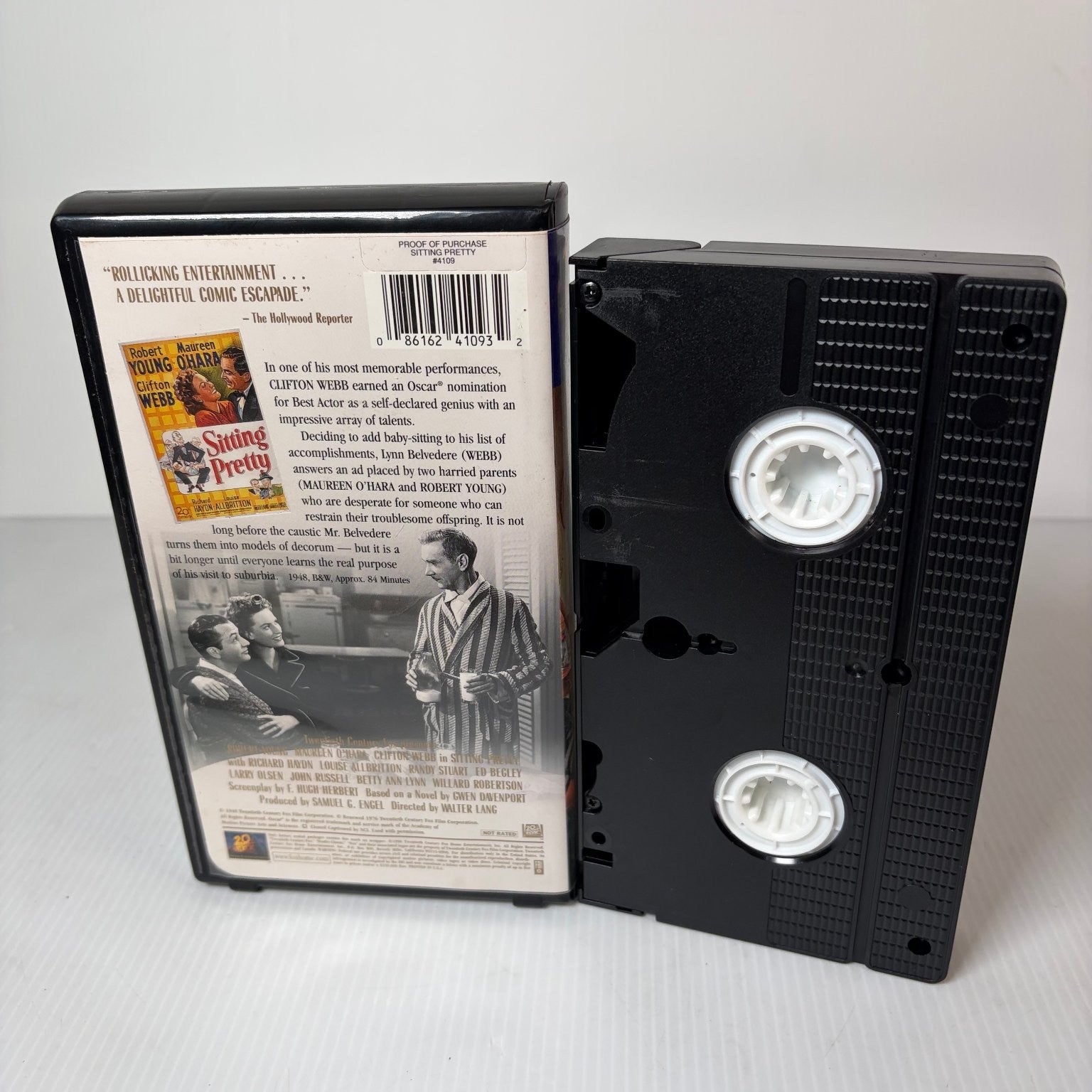 Sitting Pretty VHS 1948 Classic Comedy Clifton Webb 20th Century Fox