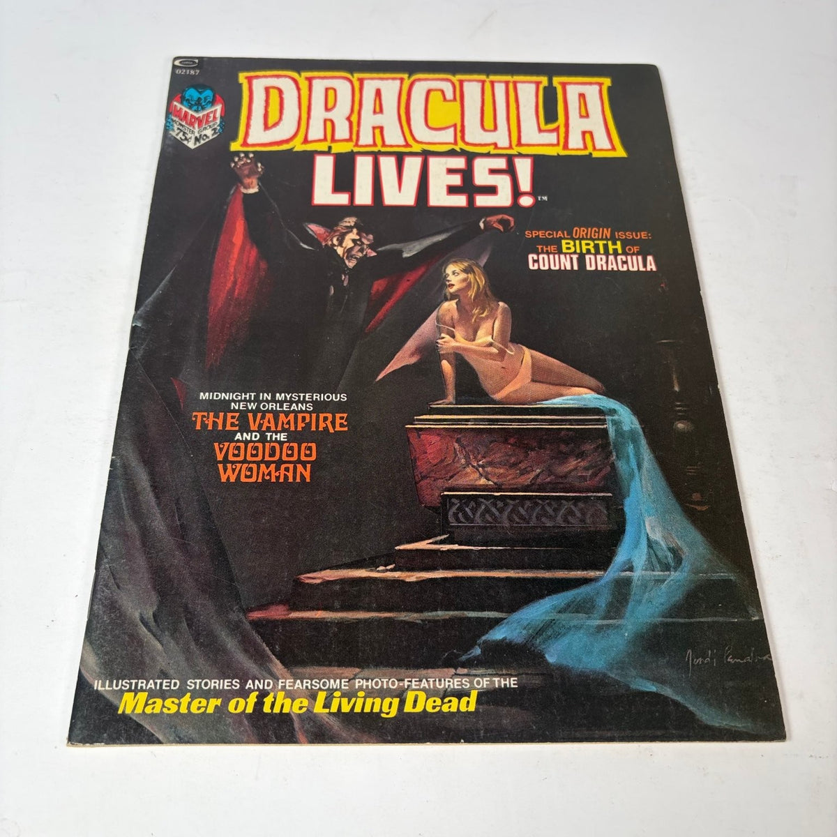 Dracula Lives Magazine No. 2 1973 Birth of Count Dracula Vampire Horror