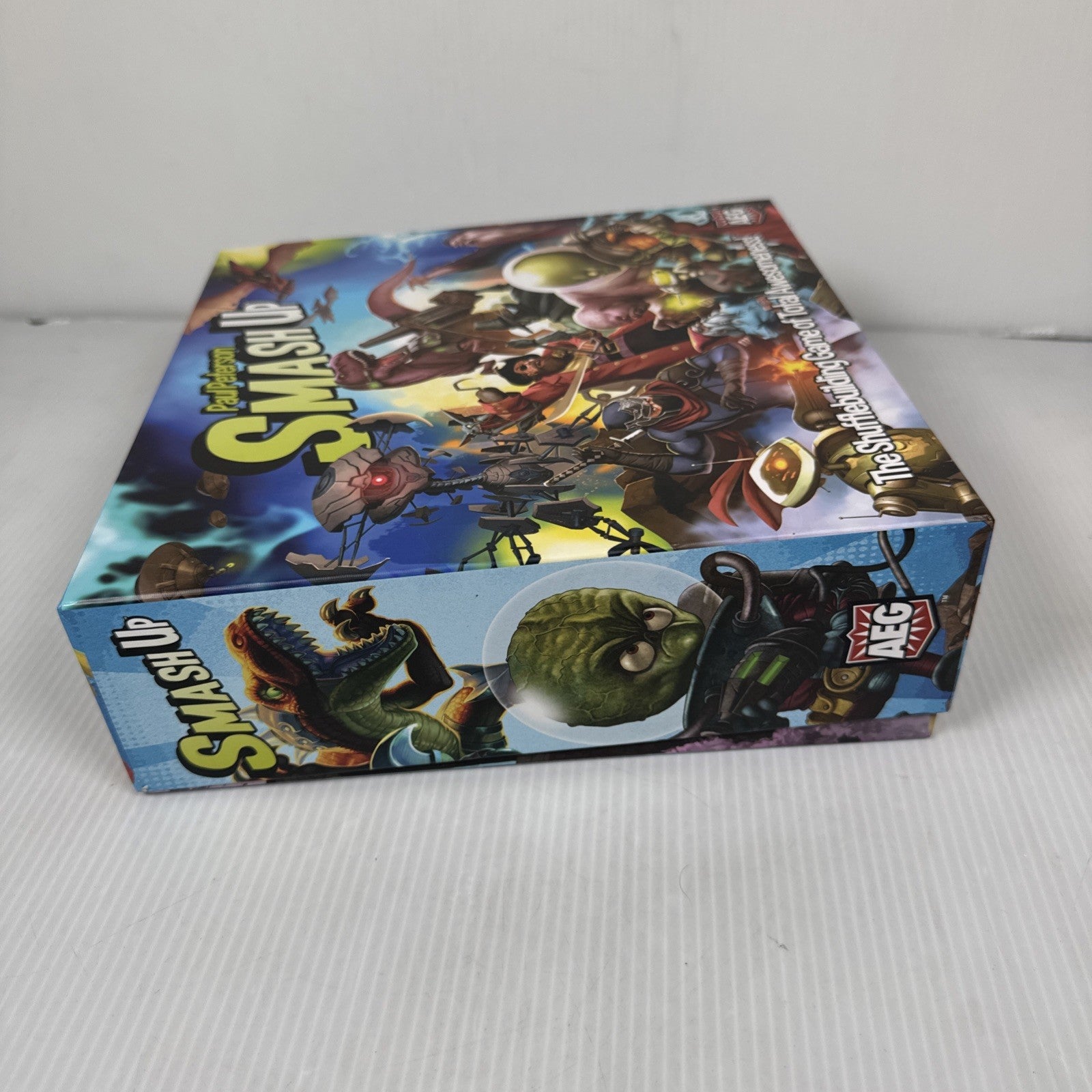 Smash Up Shufflebuilding Deck Building Card Game Alderac Entertainment Group