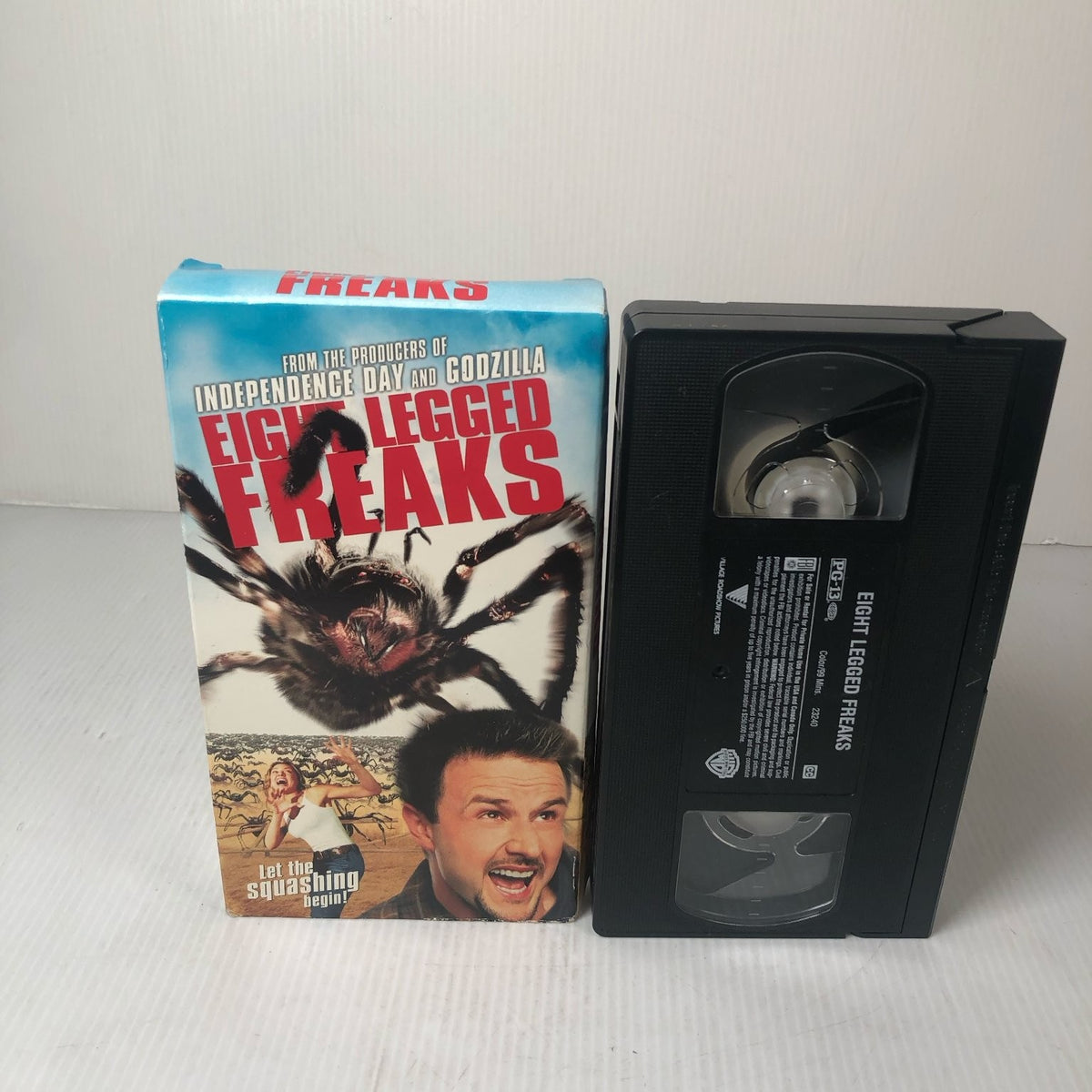 Eight Legged Freaks VHS 2002 Horror Comedy Sci-Fi Monster Warner Bros.