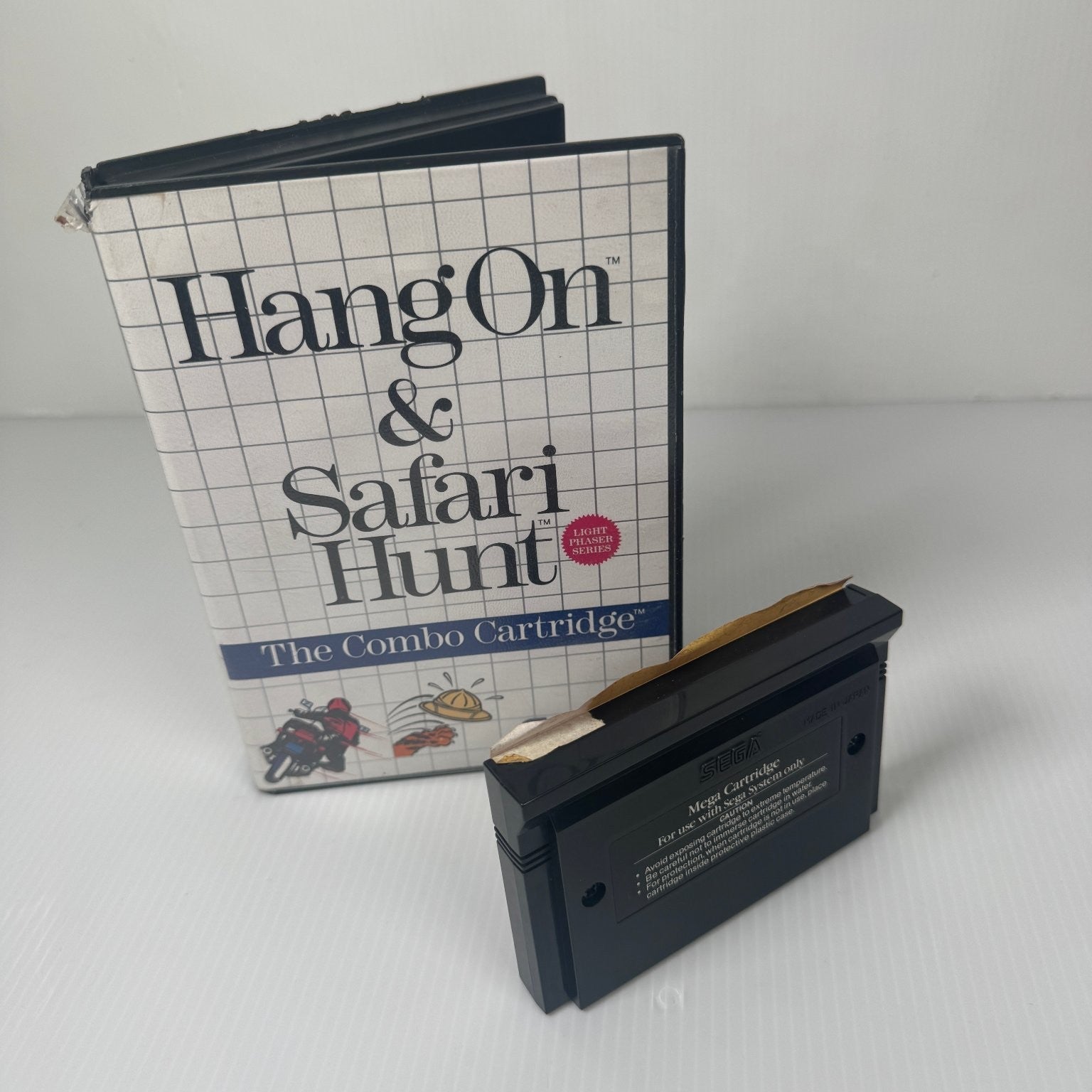 Hang On & Safari Hunt The Combo Cartridge Sega Master System Game Case & Game
