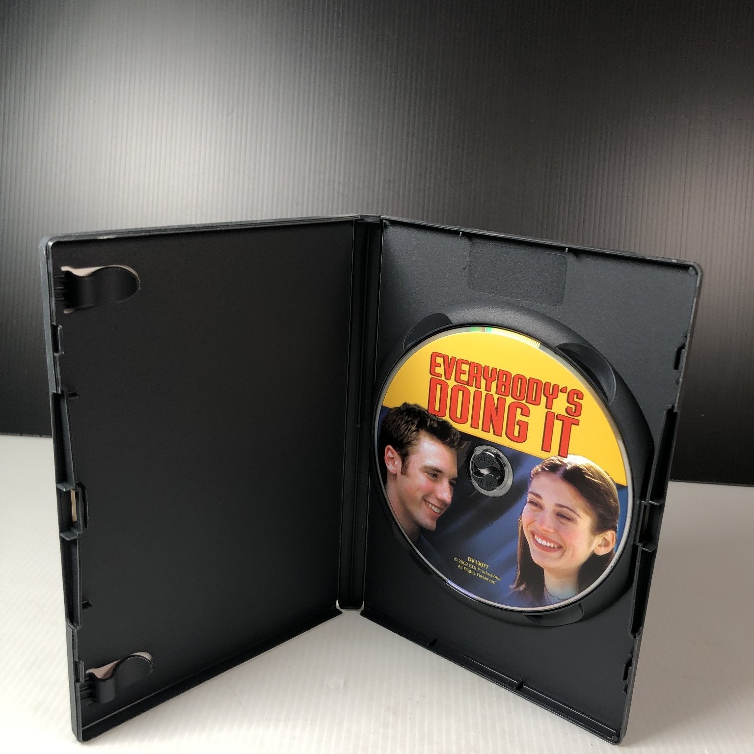 Everybody's Doing It DVD 2002 Lizzy Caplan Bret Harrison MTV