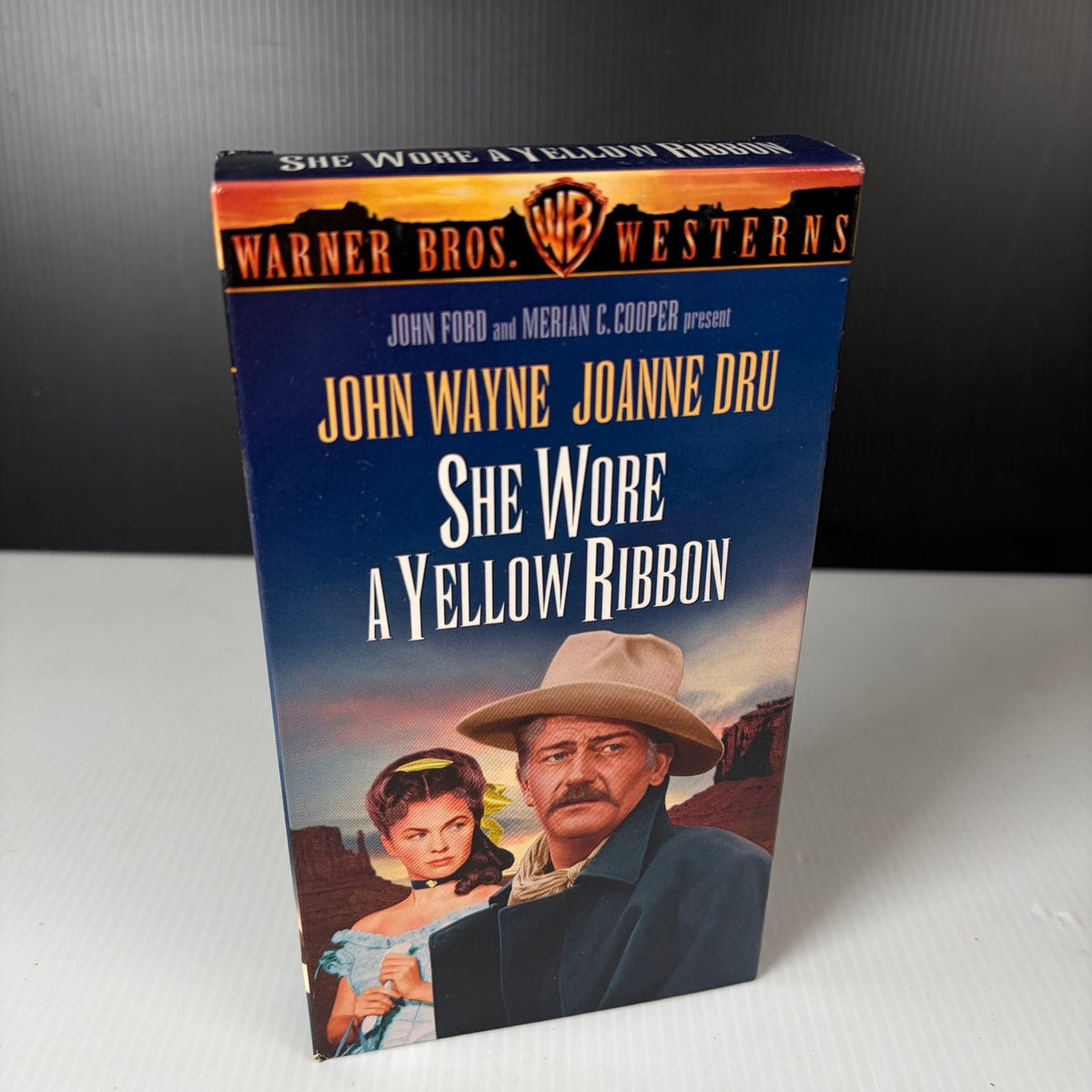 She Wore a Yellow Ribbon VHS 1949 Western Original Release Warner Bros.