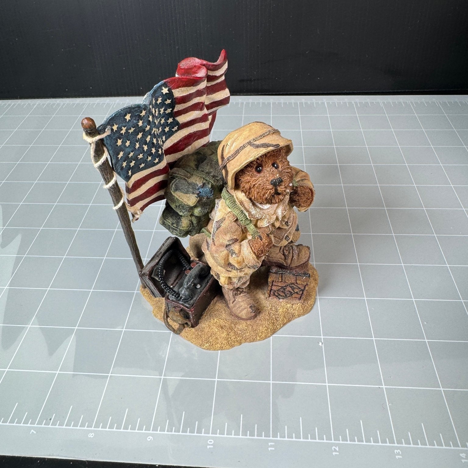 McBruin to Serve With Honor Boyds Bears Soldier Bear Statue w/ Flag Vintage