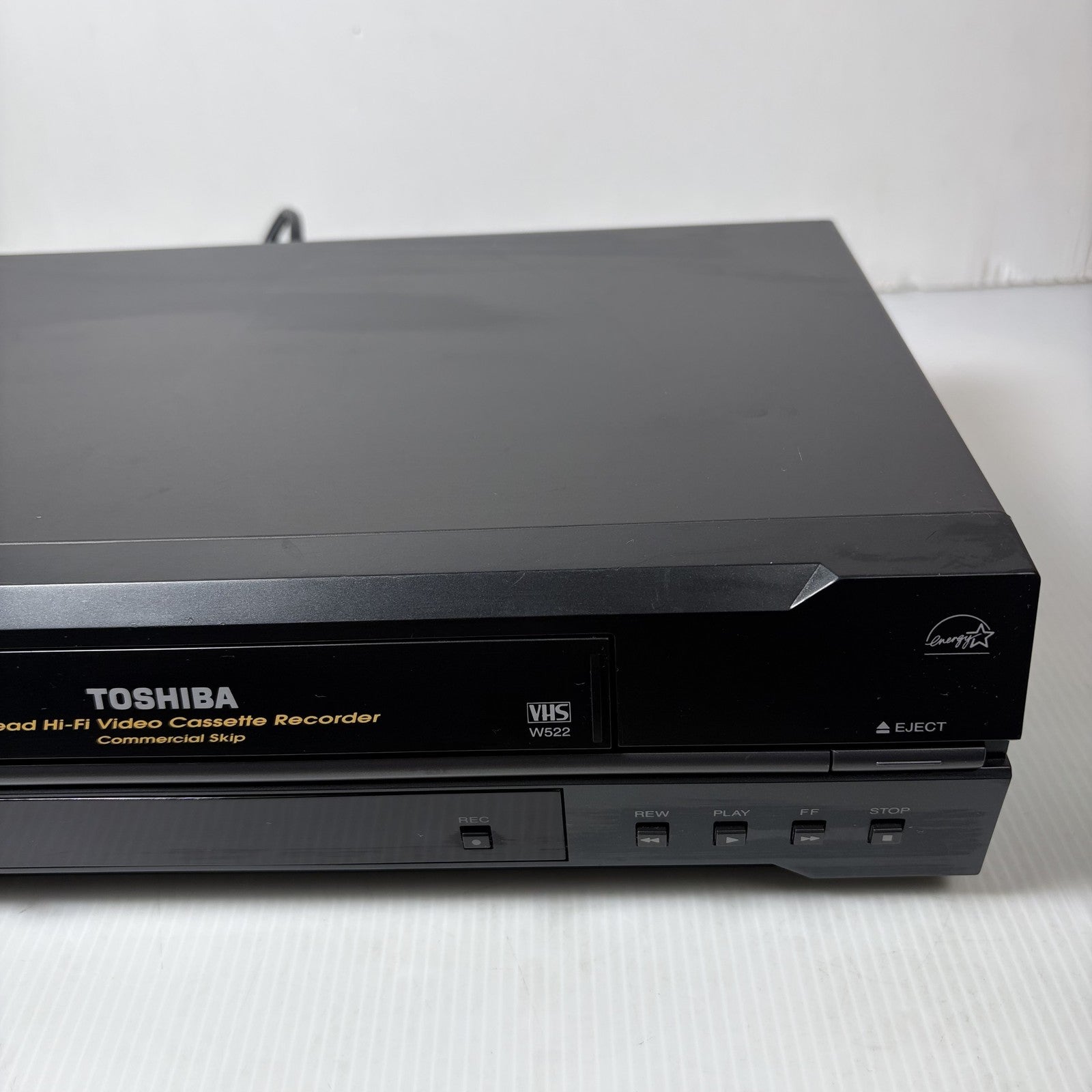 Toshiba W-522 4-Head Hi-Fi VHS VCR Video Cassette Recorder Commercial Skip