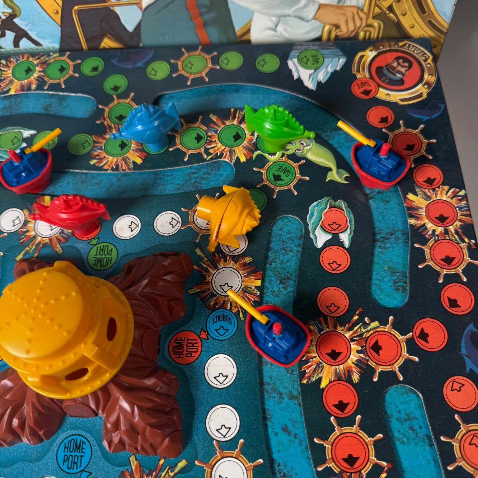 Disney World 20,000 Leagues Under The Sea Game Lakeside Board Game Complete