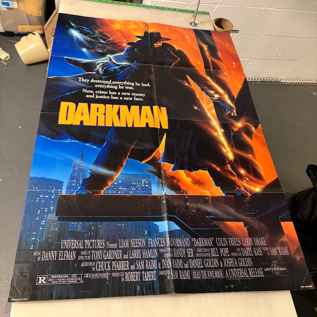Darkman 1990 One-Sheet Movie Poster Universal Pictures Sam Raimi 27"x40"