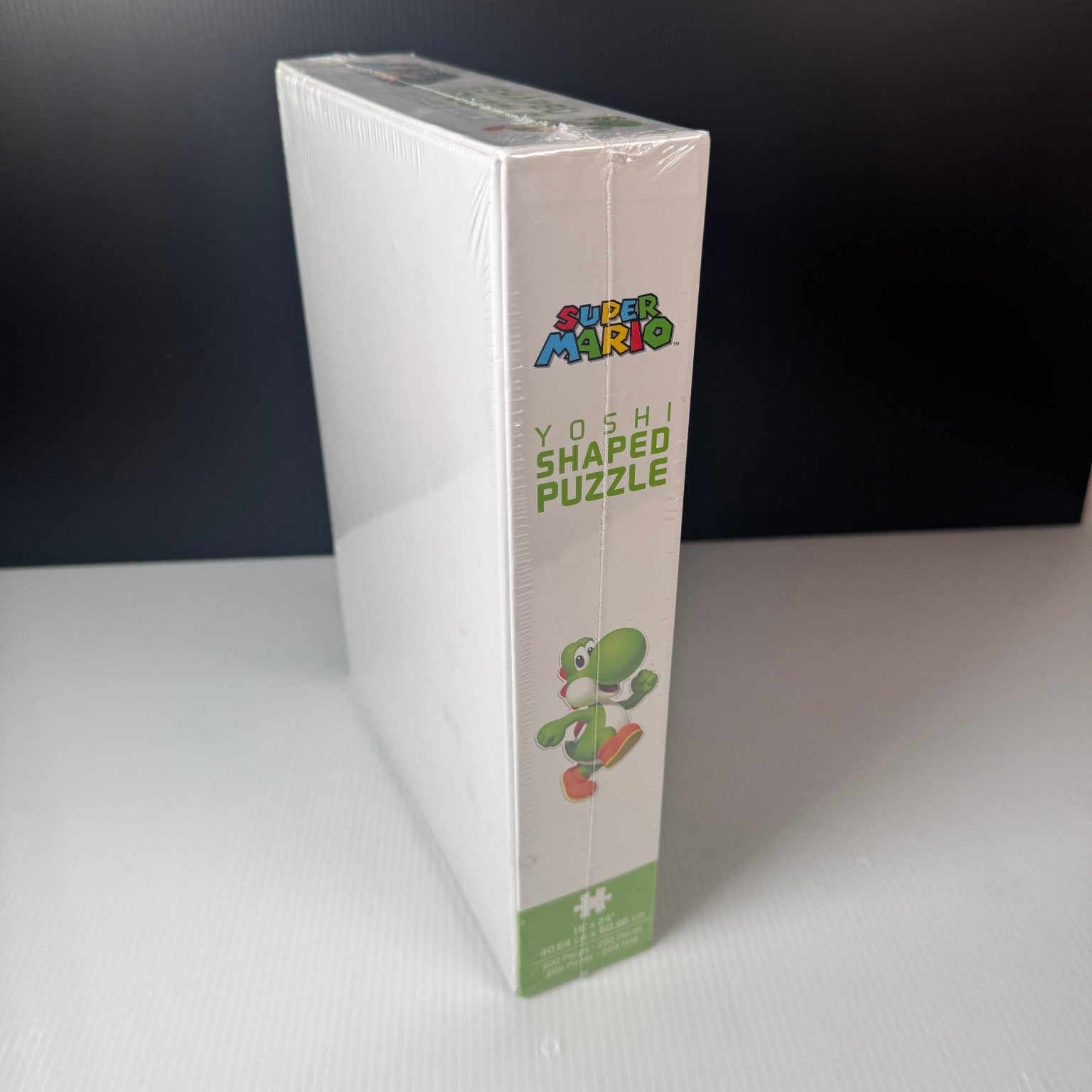 Super Mario Yoshi Shaped Puzzle USAopoly 200 Piece Jigsaw Puzzle