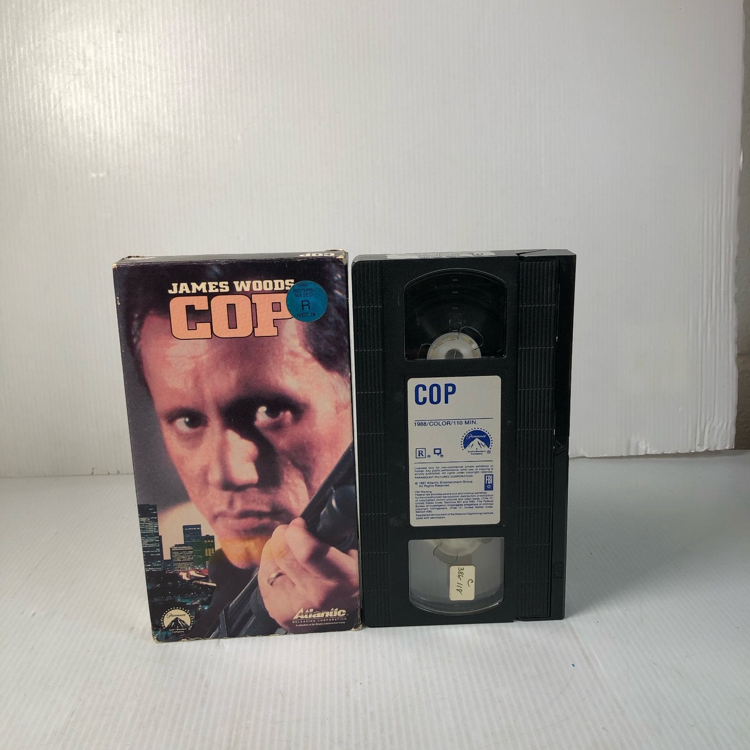 COP VHS 1988 Crime Thriller James Woods Paramount Home Video
