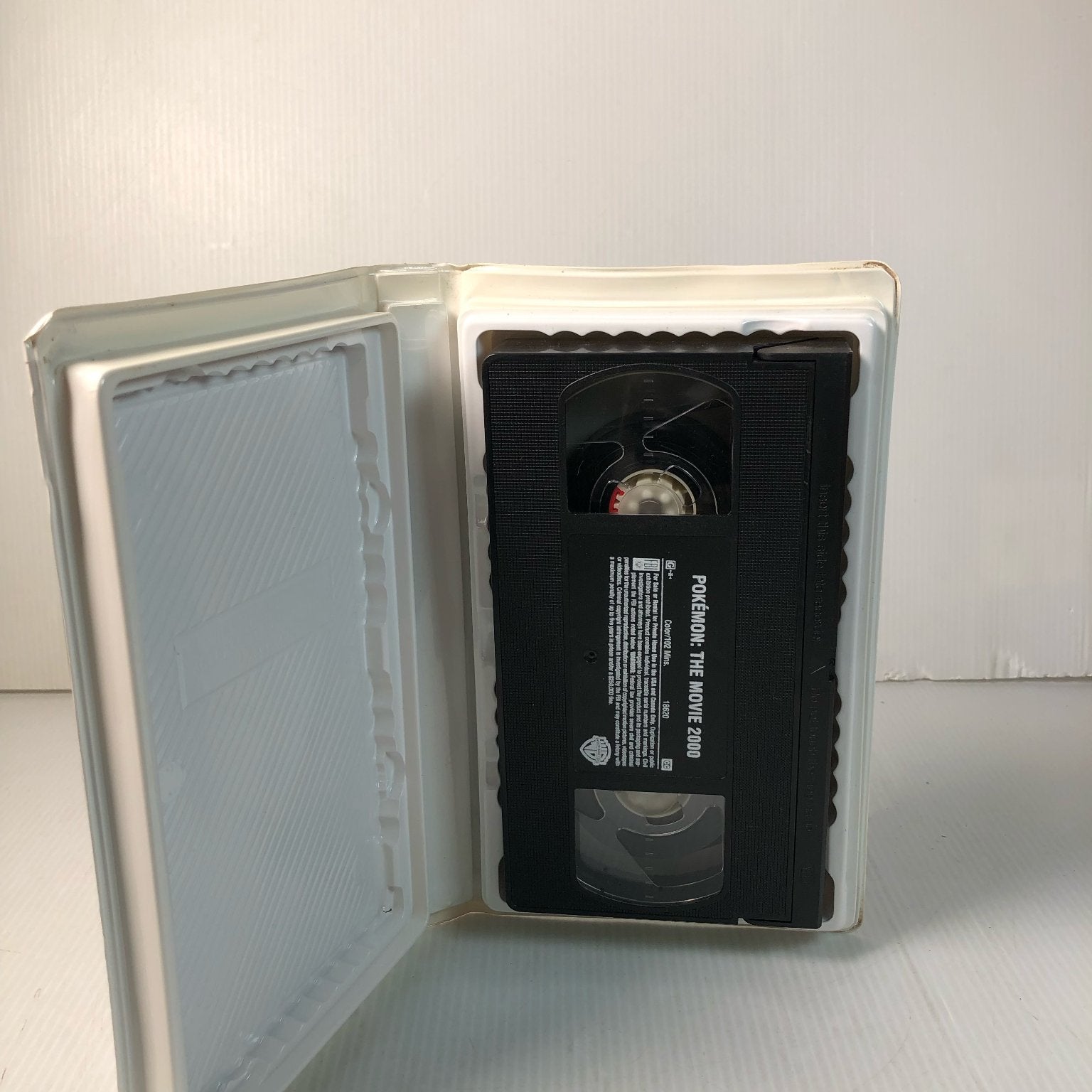 Pokemon The Movie 2000 VHS Animation Adventure Kids WB Original in Clamshell
