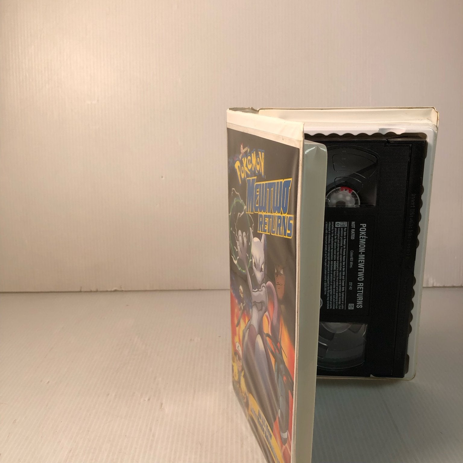 Pokemon Mewtwo Returns VHS 2001 Anime Adventure Warner Bros in Clamshell