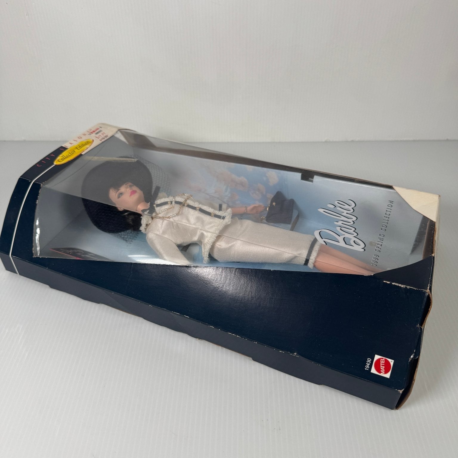 Mattel Barbie Spring in Tokyo 1999 Collector Edition Doll 11.5 Inch